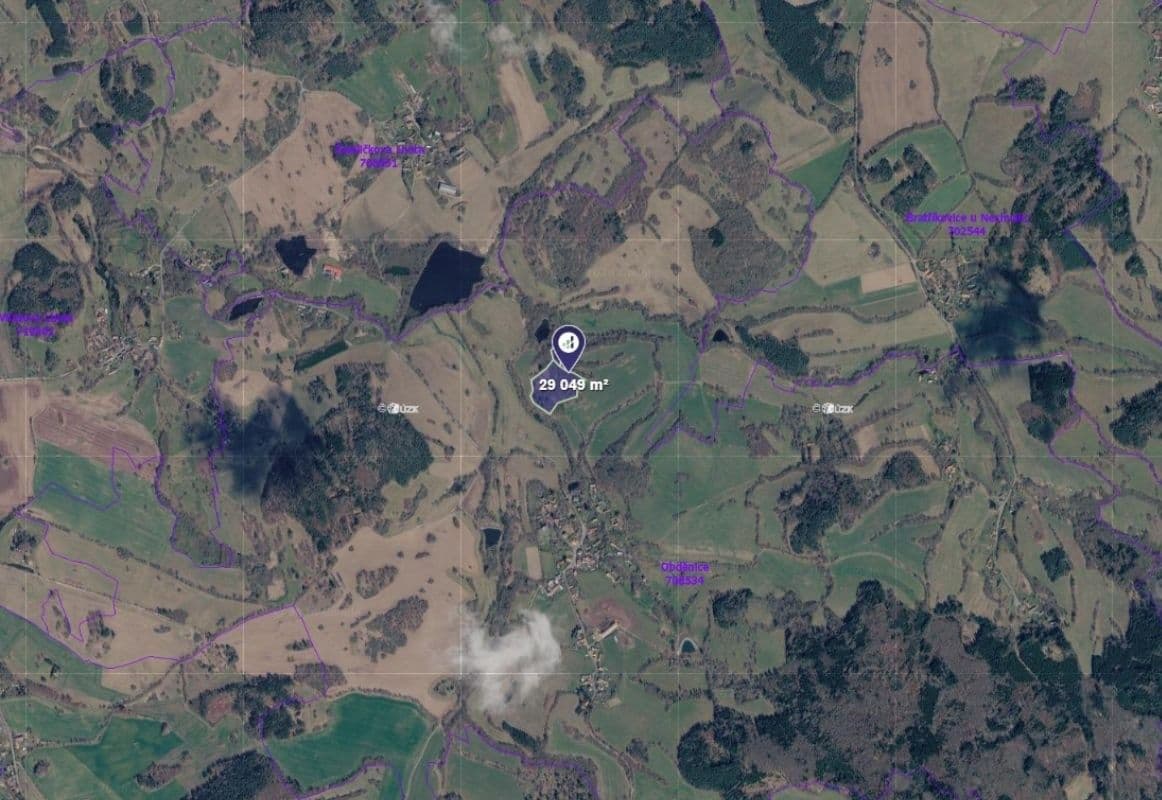 Prodej pozemku 29.049 m², Petrovice, Středočeský kraj Prodej pozemku 29.049 m², Petrovice, Středočeský kraj