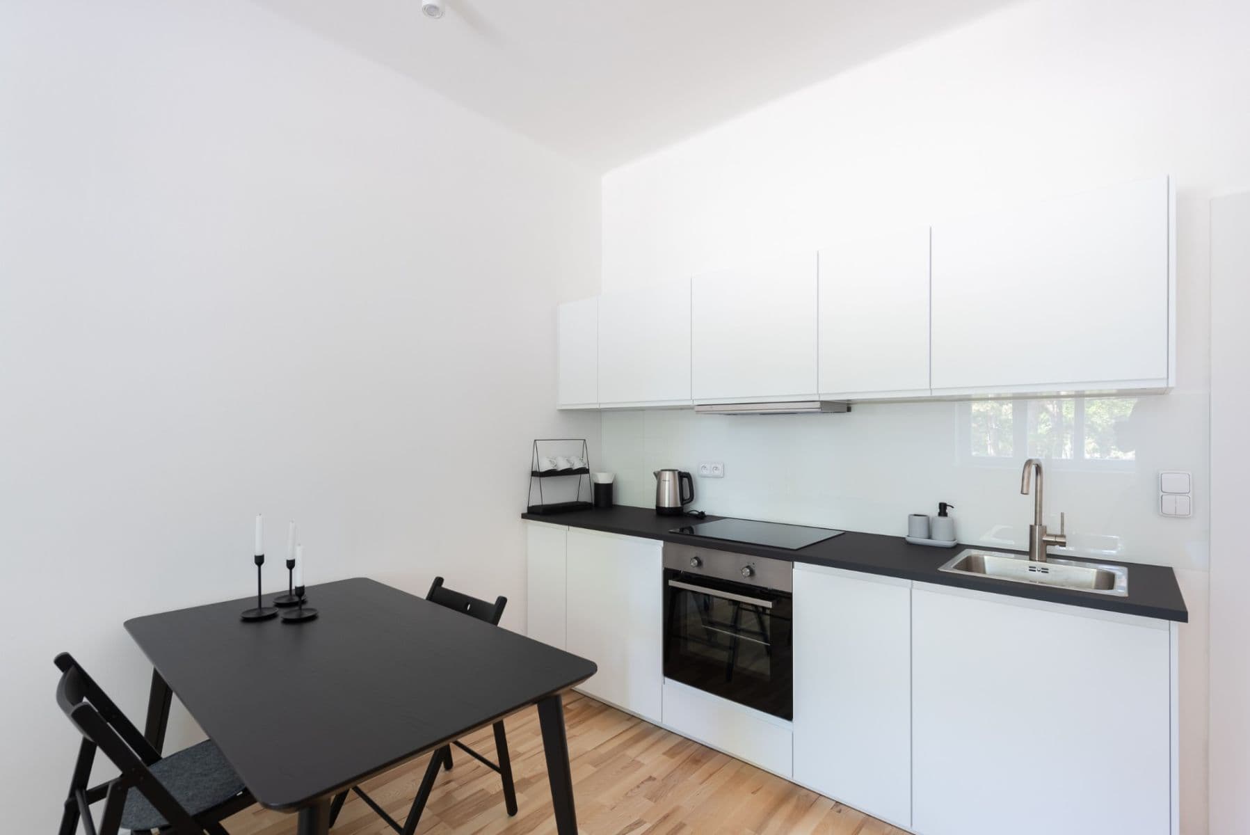 Pronájem bytu 2+kk 40 m², náměstí Před Bateriemi, Praha, Praha Pronájem bytu 2+kk 40 m², náměstí Před Bateriemi, Praha, Praha