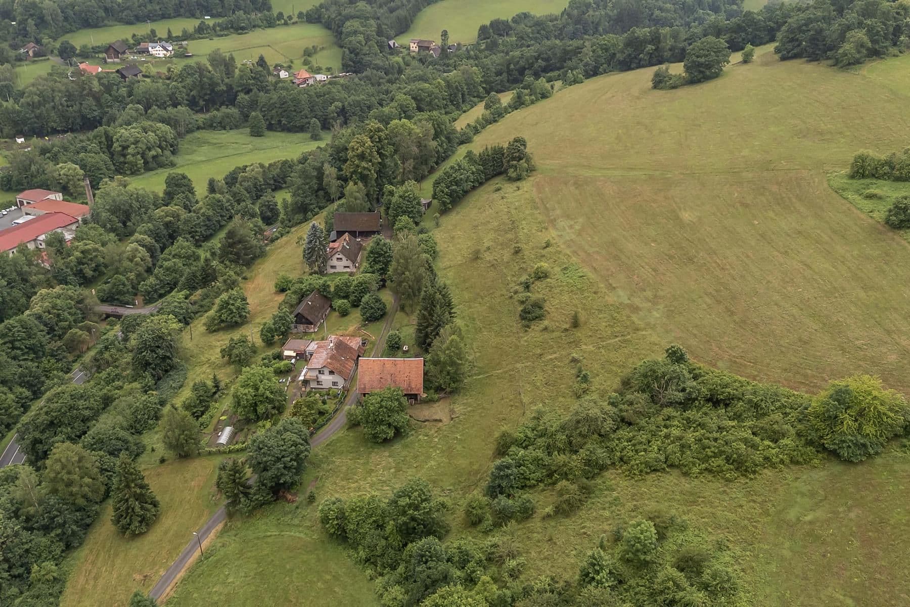 Prodej pozemku 4.517 m², Slaná, Liberecký kraj Prodej pozemku 4.517 m², Slaná, Liberecký kraj