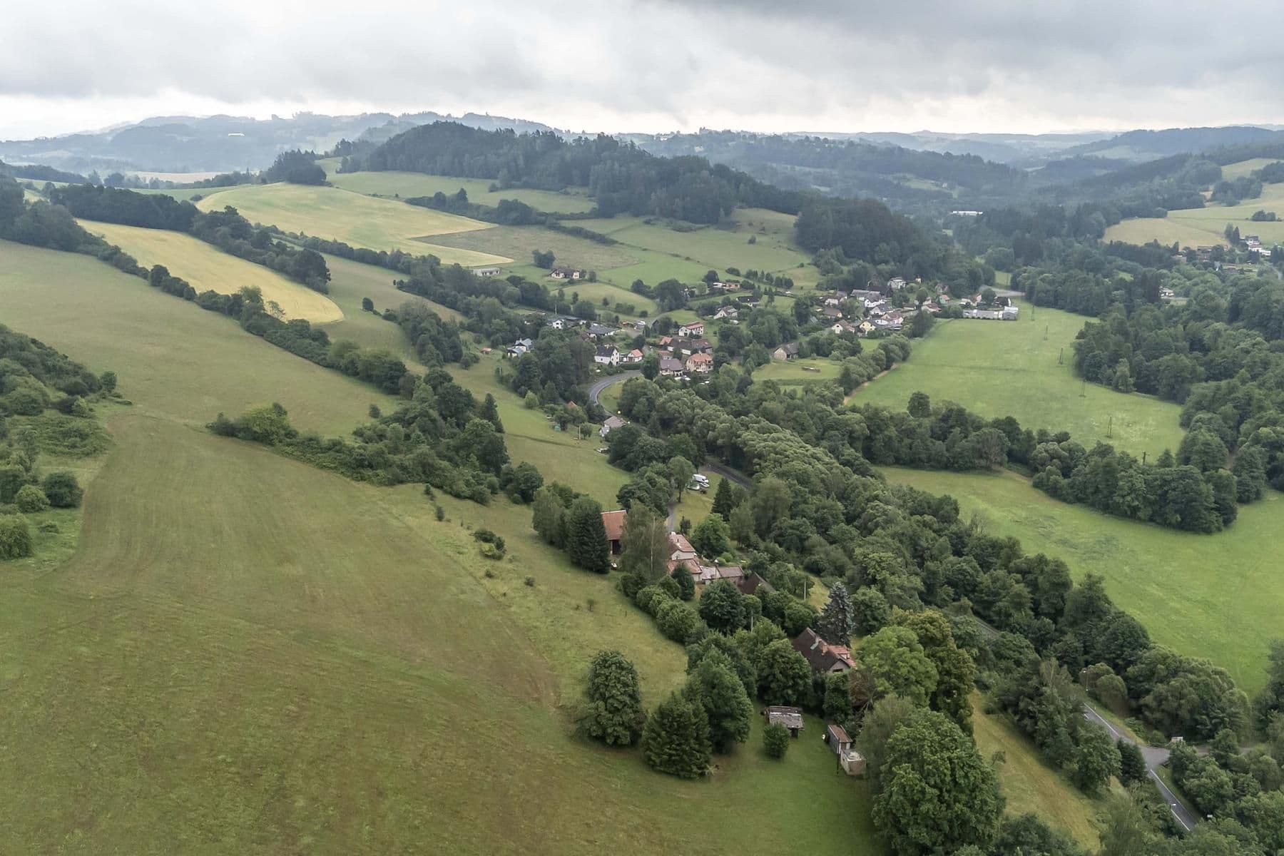Prodej pozemku 4.517 m², Slaná, Liberecký kraj Prodej pozemku 4.517 m², Slaná, Liberecký kraj