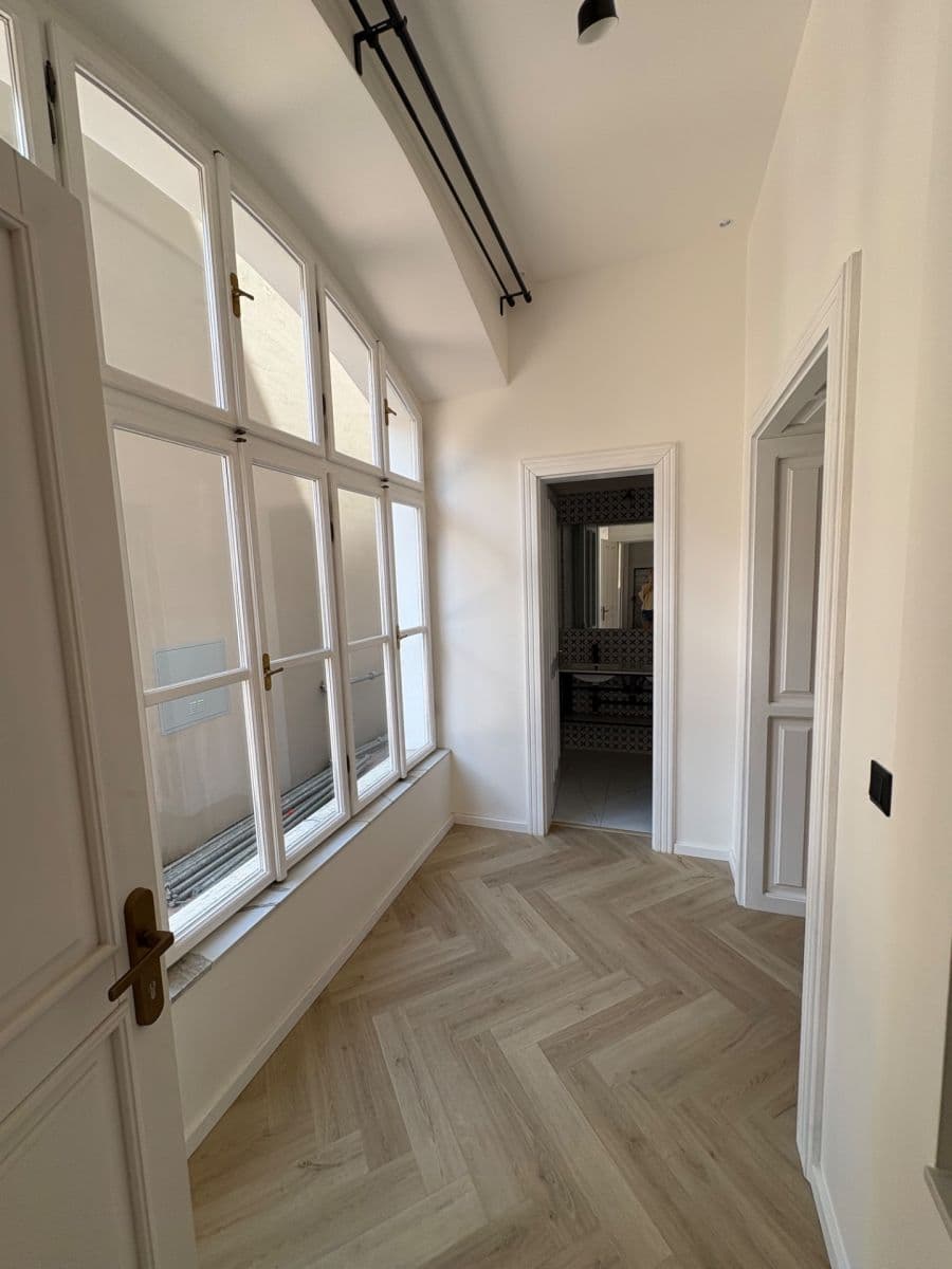 Pronájem bytu 1+1 42 m², Šmeralova, Praha, Praha Pronájem bytu 1+1 42 m², Šmeralova, Praha, Praha