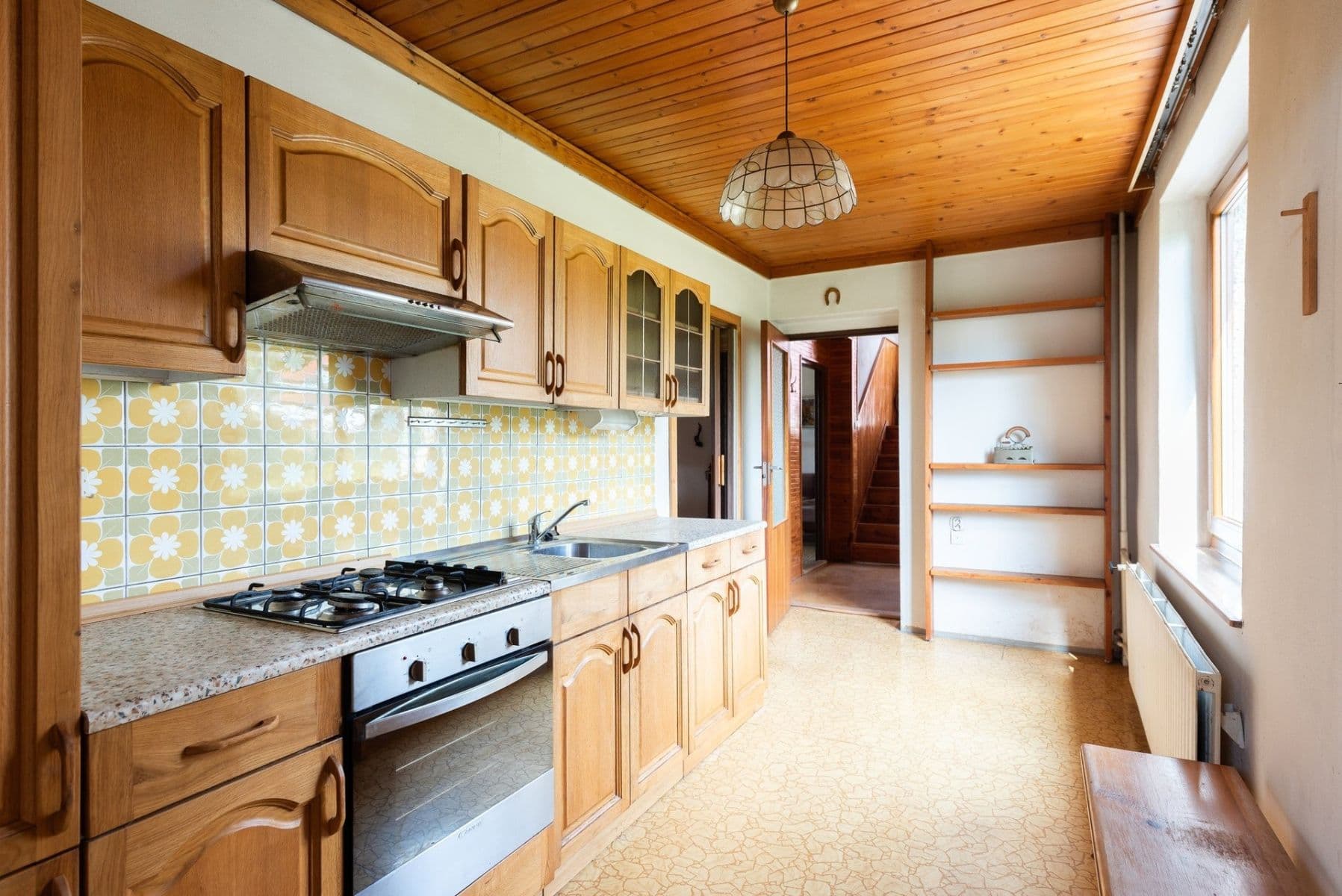 Prodej domu 260 m², pozemek 990 m², Jabloňová, Ledeč nad Sázavou, Kraj Vysočina Prodej domu 260 m², pozemek 990 m², Jabloňová, Ledeč nad Sázavou, Kraj Vysočina