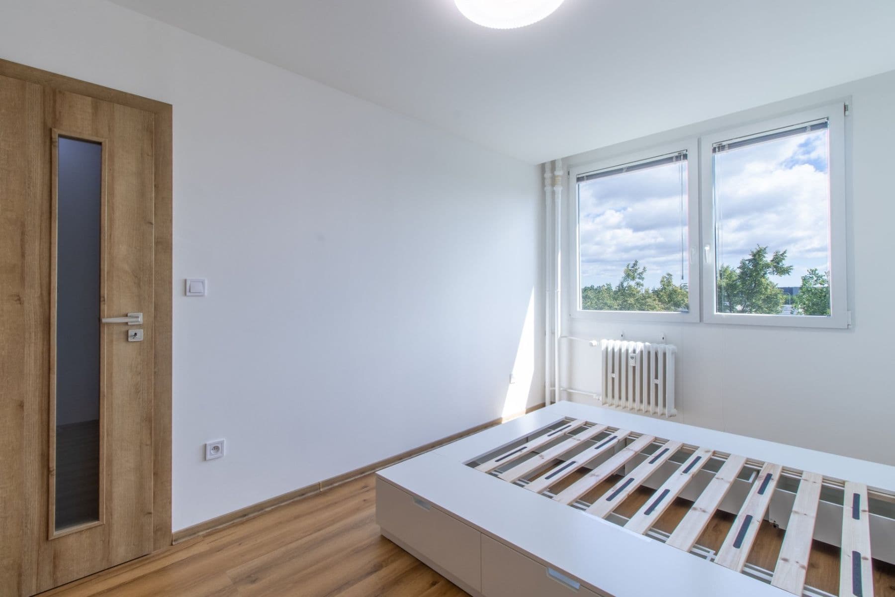 Pronájem bytu 3+1 65 m², Frýdlantská, Praha, Praha Pronájem bytu 3+1 65 m², Frýdlantská, Praha, Praha
