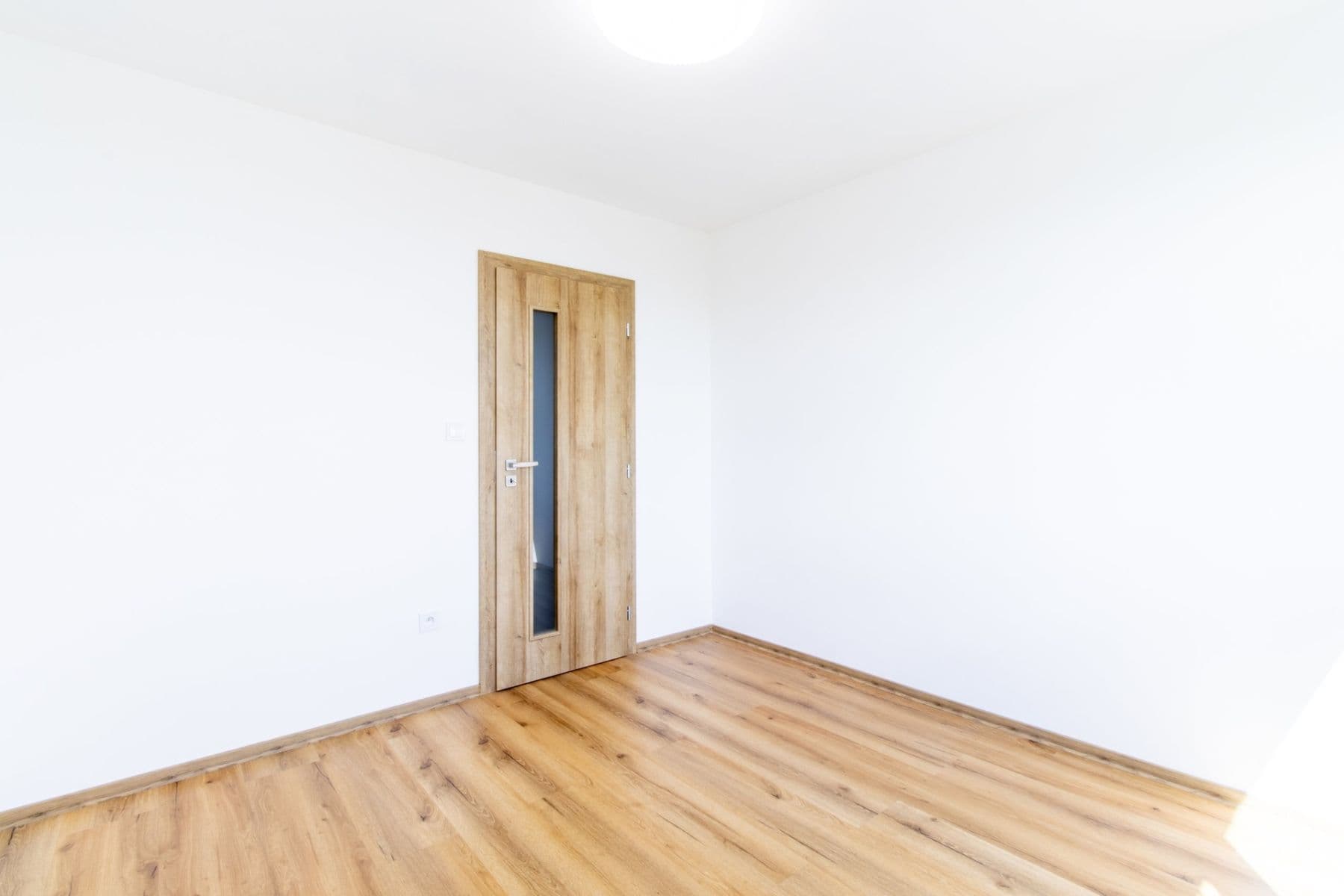 Pronájem bytu 3+1 65 m², Frýdlantská, Praha, Praha Pronájem bytu 3+1 65 m², Frýdlantská, Praha, Praha