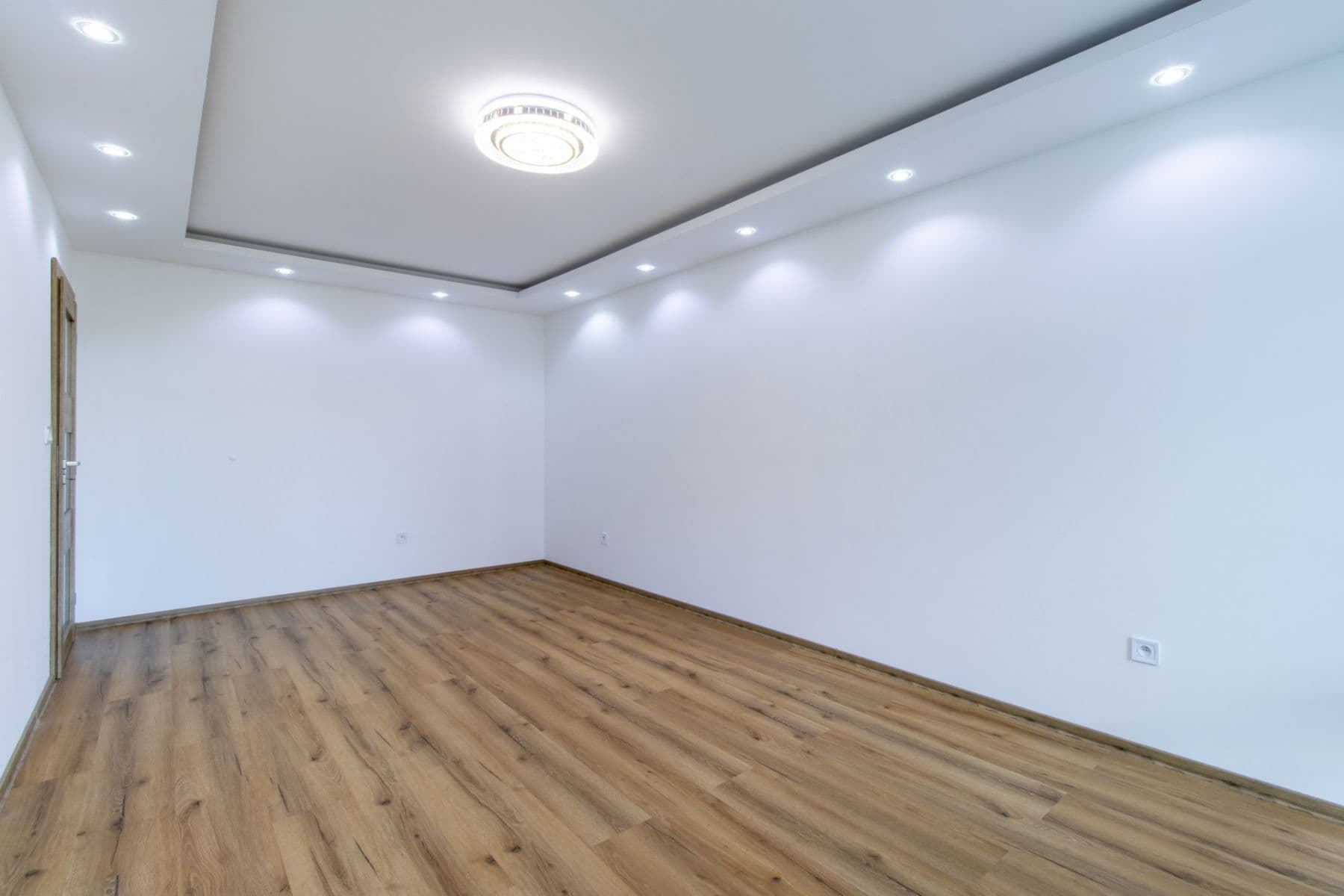Pronájem bytu 3+1 65 m², Frýdlantská, Praha, Praha Pronájem bytu 3+1 65 m², Frýdlantská, Praha, Praha