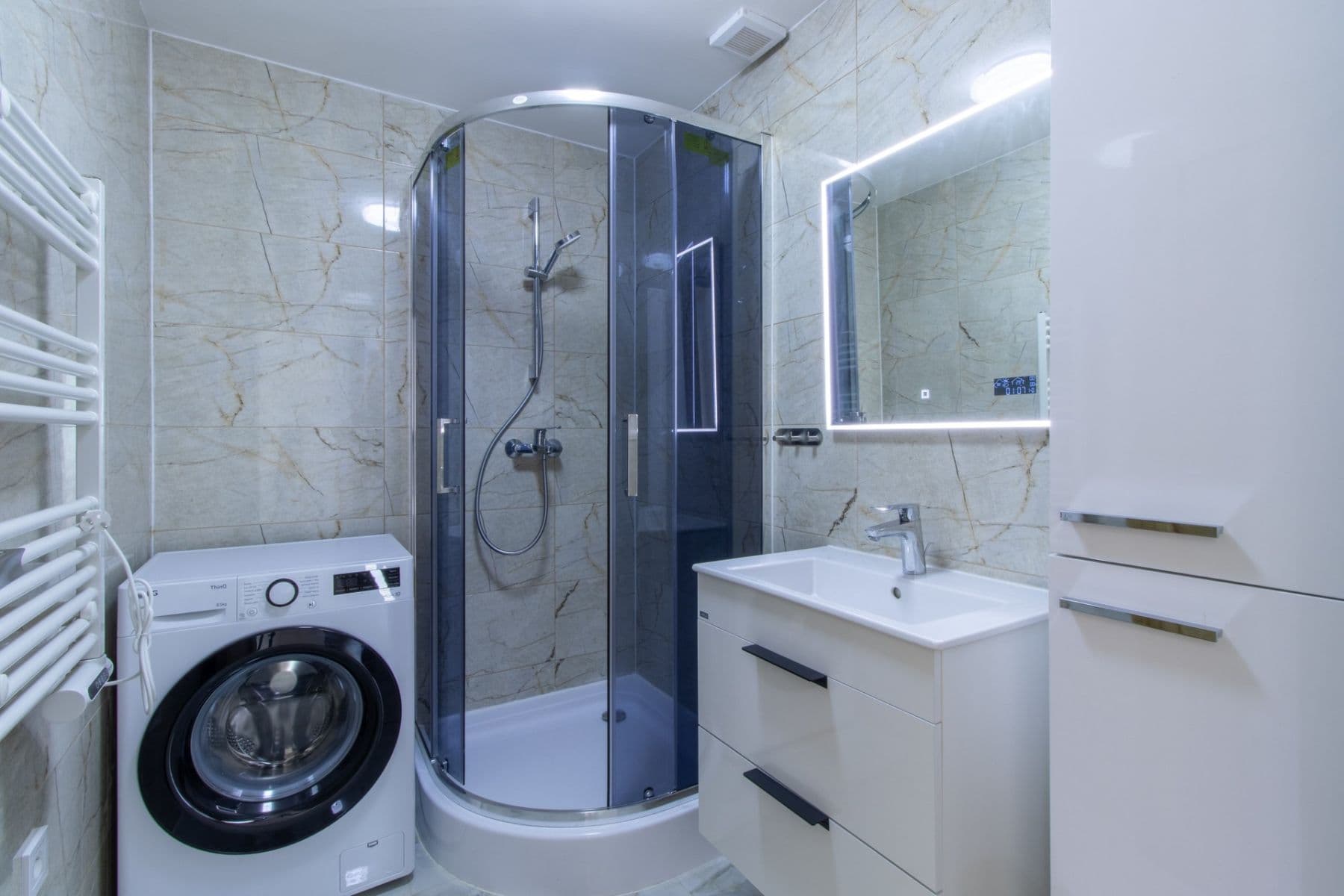 Pronájem bytu 3+1 65 m², Frýdlantská, Praha, Praha Pronájem bytu 3+1 65 m², Frýdlantská, Praha, Praha