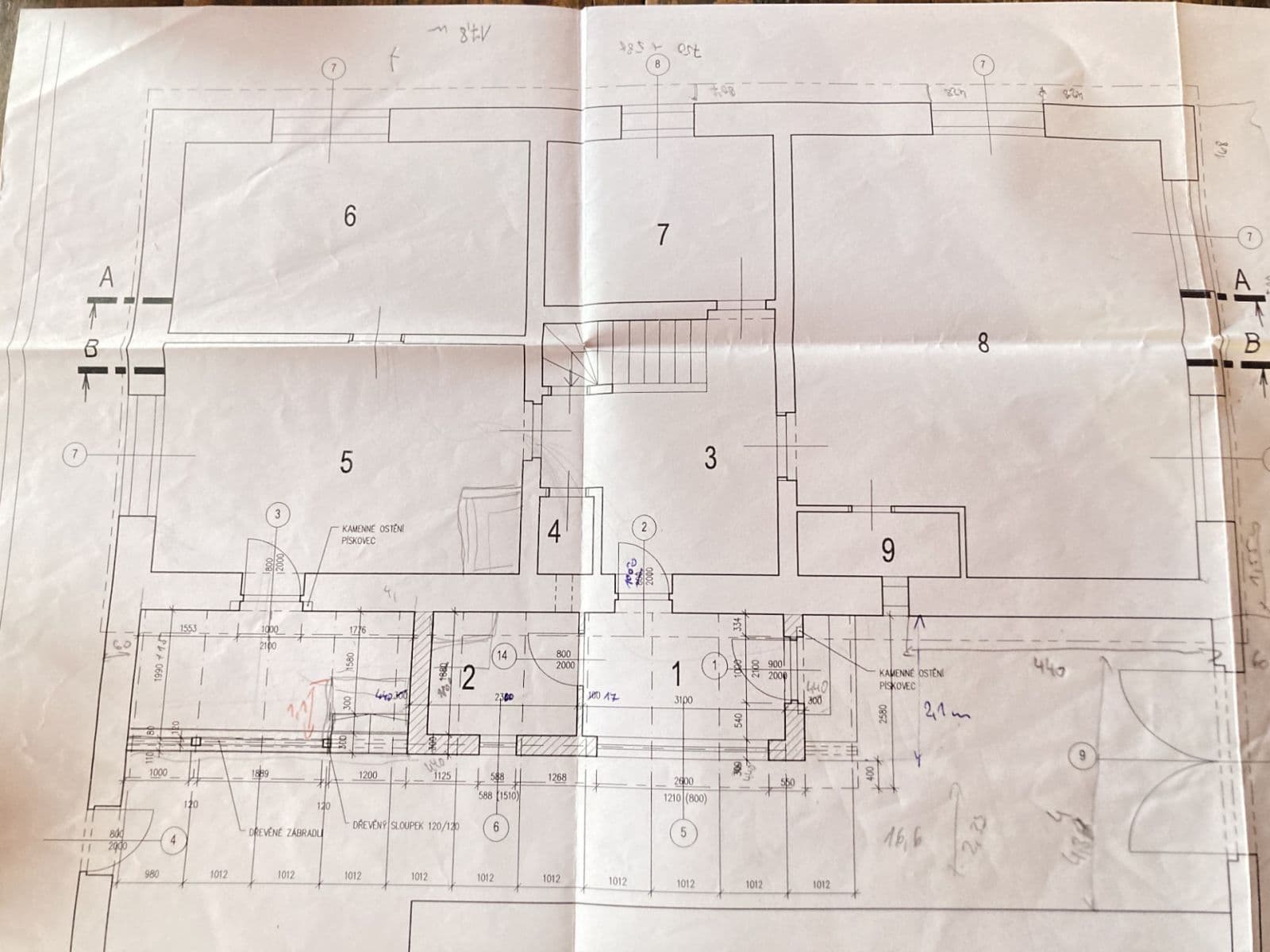 Prodej domu 241 m², pozemek 2.055 m², Jindřichův Hradec, Jihočeský kraj Prodej domu 241 m², pozemek 2.055 m², Jindřichův Hradec, Jihočeský kraj