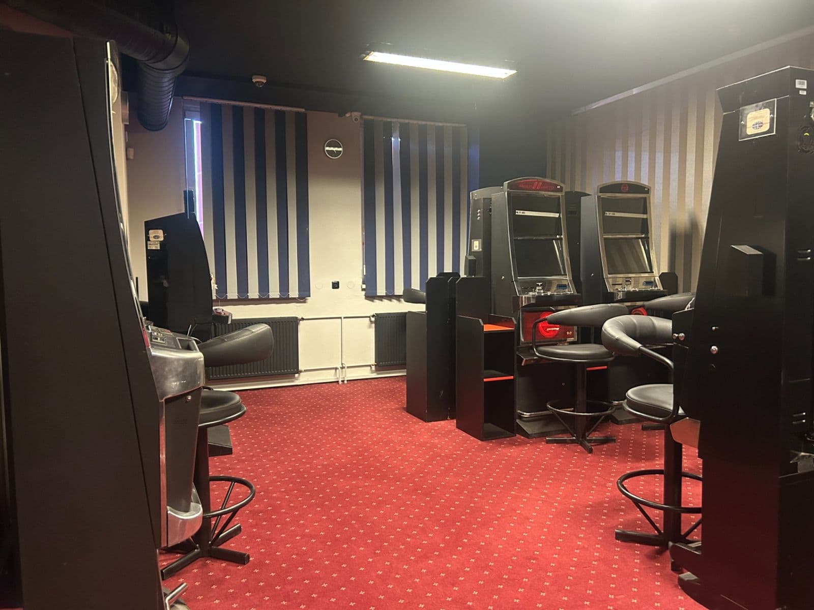 Pronájem nebytového prostoru 261 m², Plynárenská, Teplice, Ústecký kraj Pronájem nebytového prostoru 261 m², Plynárenská, Teplice, Ústecký kraj