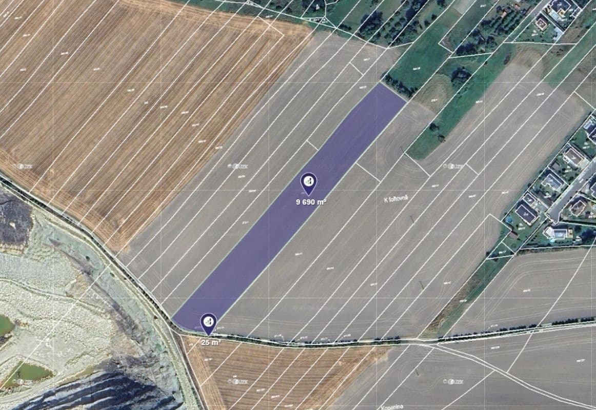 Prodej pozemku 104.695 m², Rynholec, Středočeský kraj Prodej pozemku 104.695 m², Rynholec, Středočeský kraj