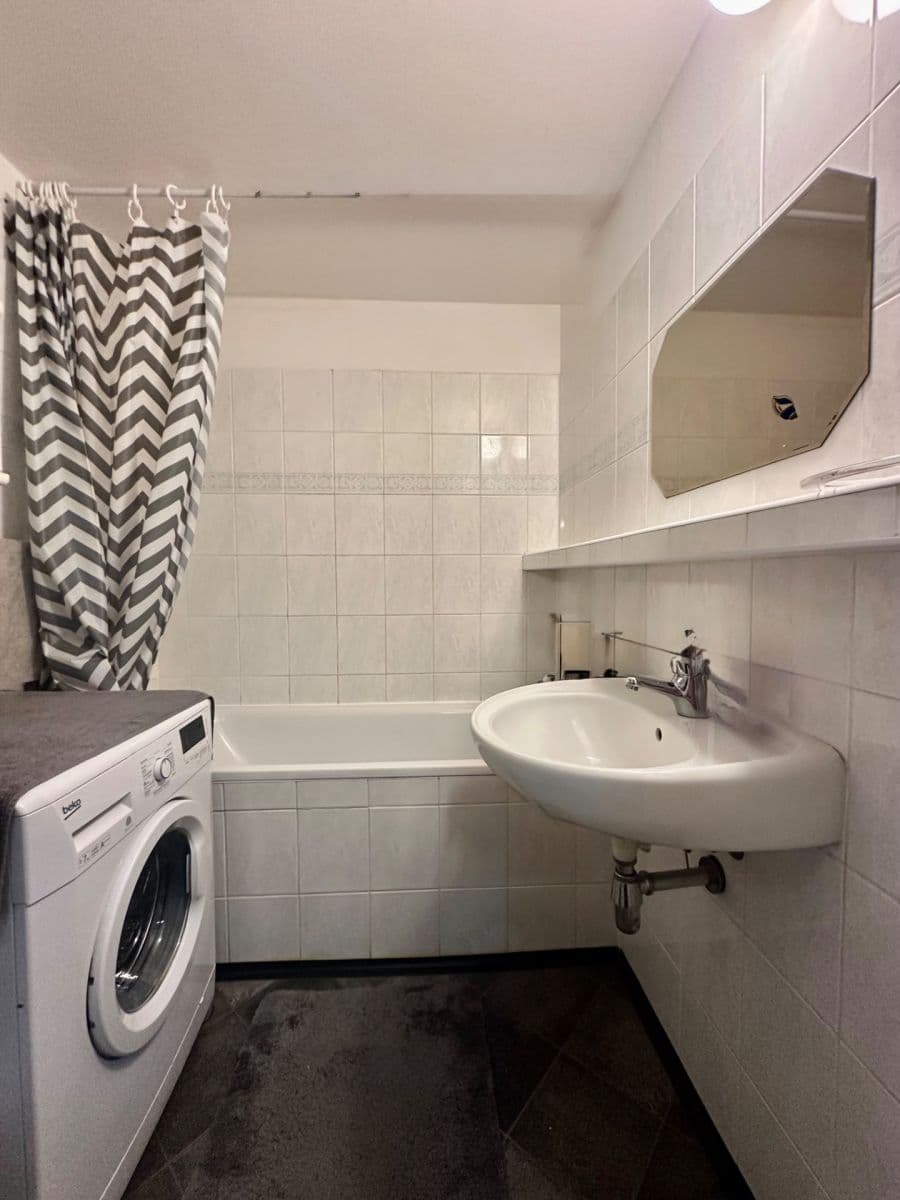 Prodej bytu 3+1 75 m², Brdičkova, Praha, Praha Prodej bytu 3+1 75 m², Brdičkova, Praha, Praha