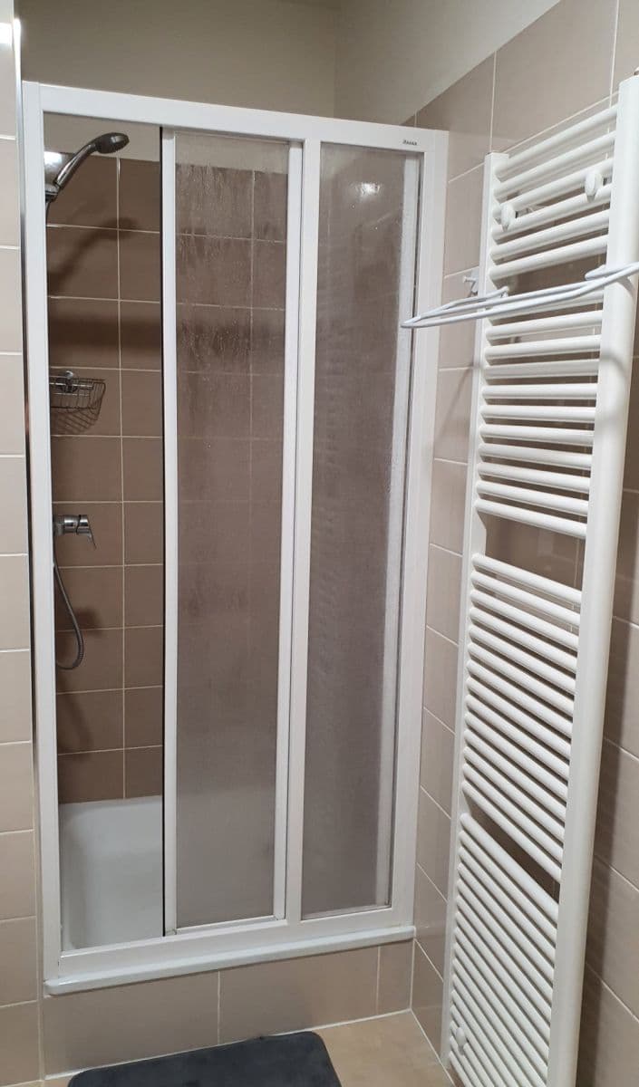 Pronájem bytu 1+kk 30 m², Magisterská, Plzeň, Plzeňský kraj Pronájem bytu 1+kk 30 m², Magisterská, Plzeň, Plzeňský kraj