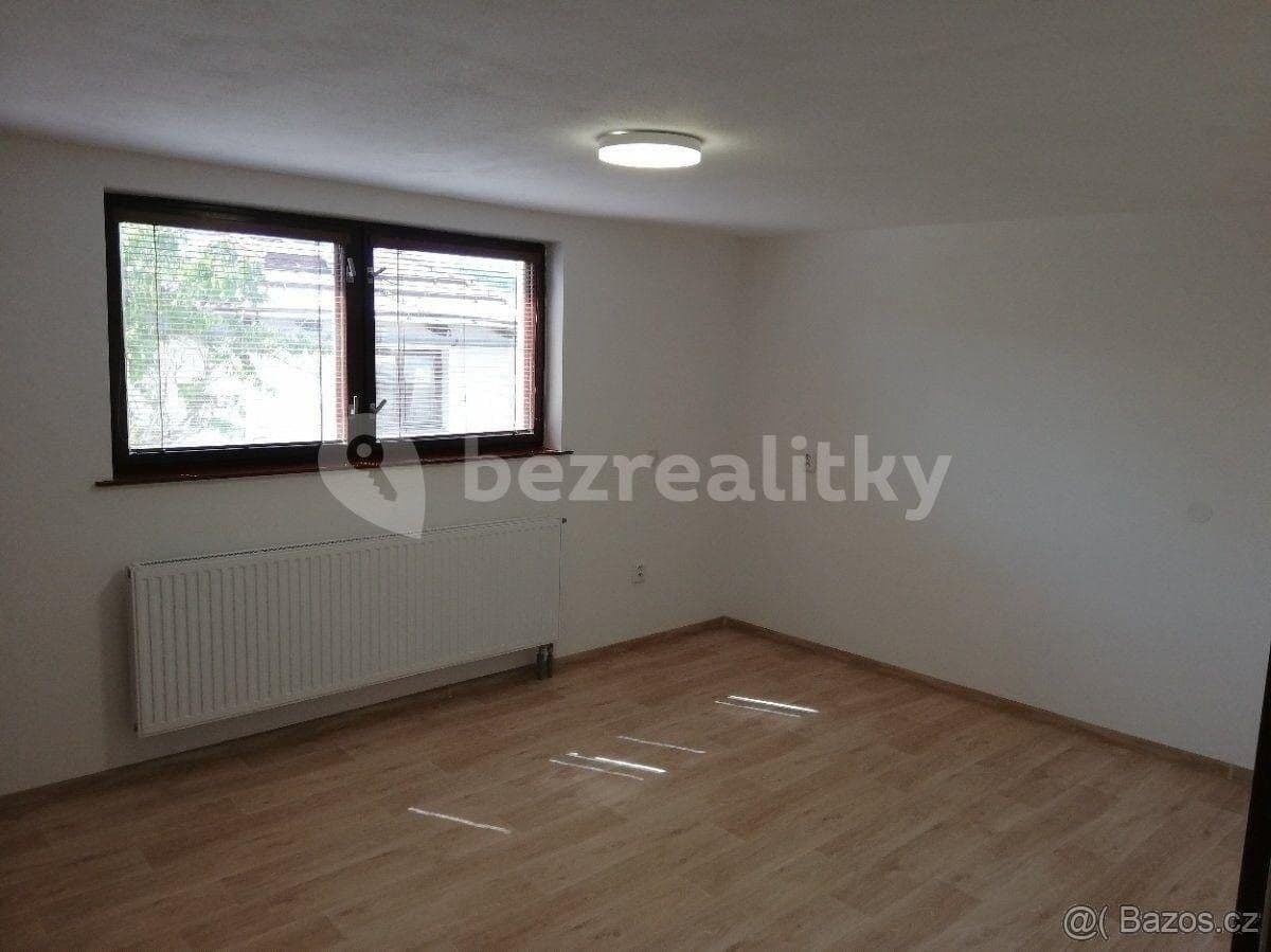 Pronájem bytu 1+1 40 m², Stráň, Luhačovice, Zlínský kraj Pronájem bytu 1+1 40 m², Stráň, Luhačovice, Zlínský kraj