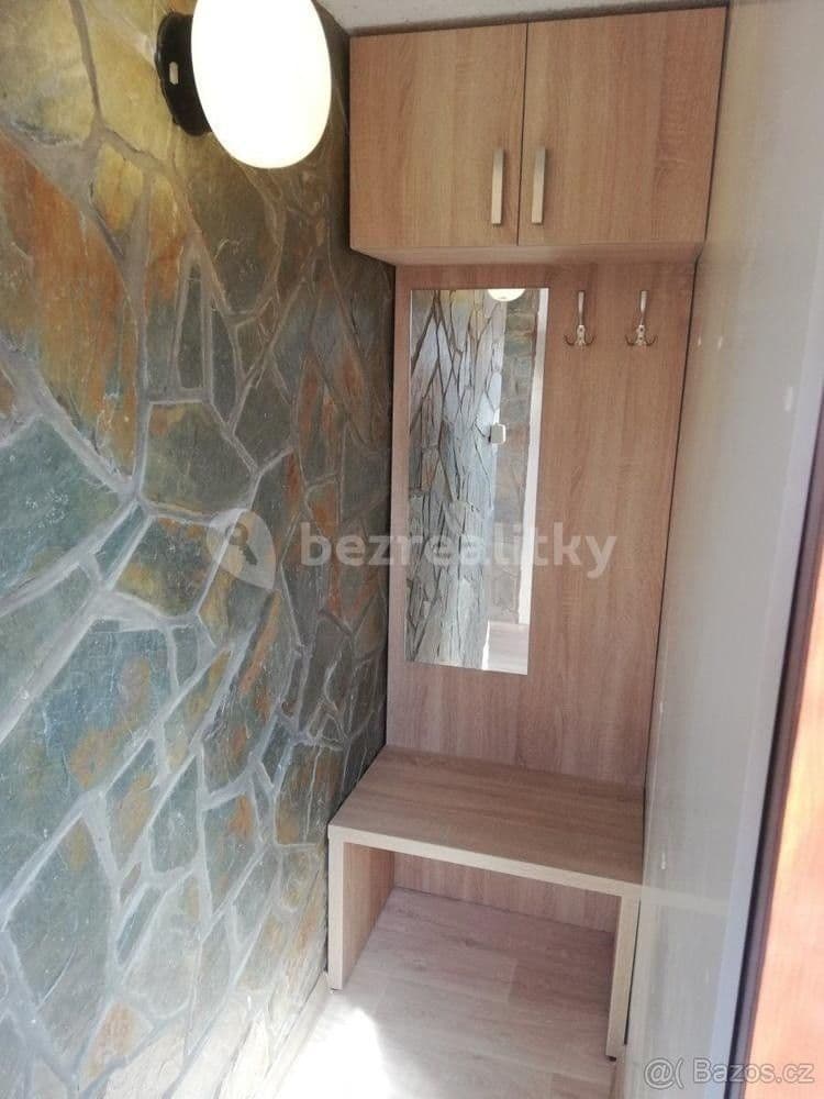 Pronájem bytu 1+1 40 m², Stráň, Luhačovice, Zlínský kraj Pronájem bytu 1+1 40 m², Stráň, Luhačovice, Zlínský kraj