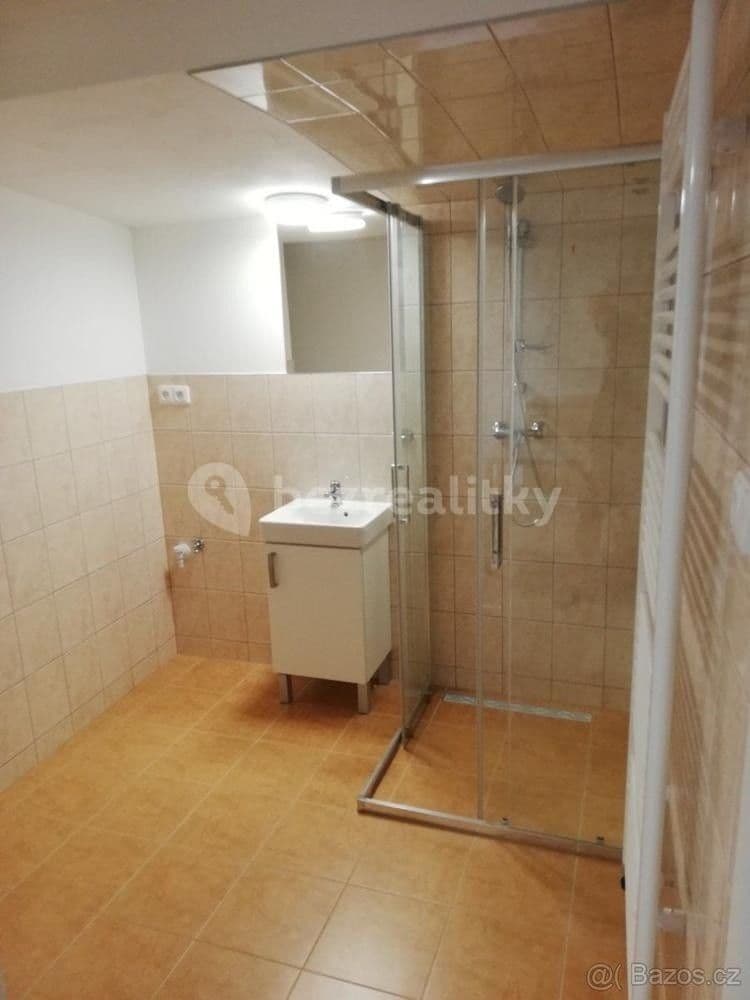 Pronájem bytu 1+1 40 m², Stráň, Luhačovice, Zlínský kraj Pronájem bytu 1+1 40 m², Stráň, Luhačovice, Zlínský kraj