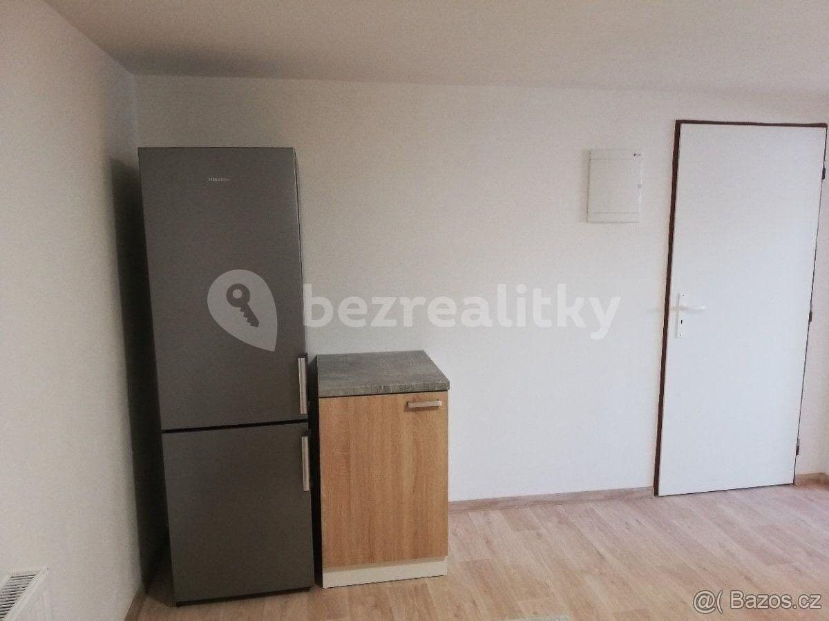 Pronájem bytu 1+1 40 m², Stráň, Luhačovice, Zlínský kraj Pronájem bytu 1+1 40 m², Stráň, Luhačovice, Zlínský kraj