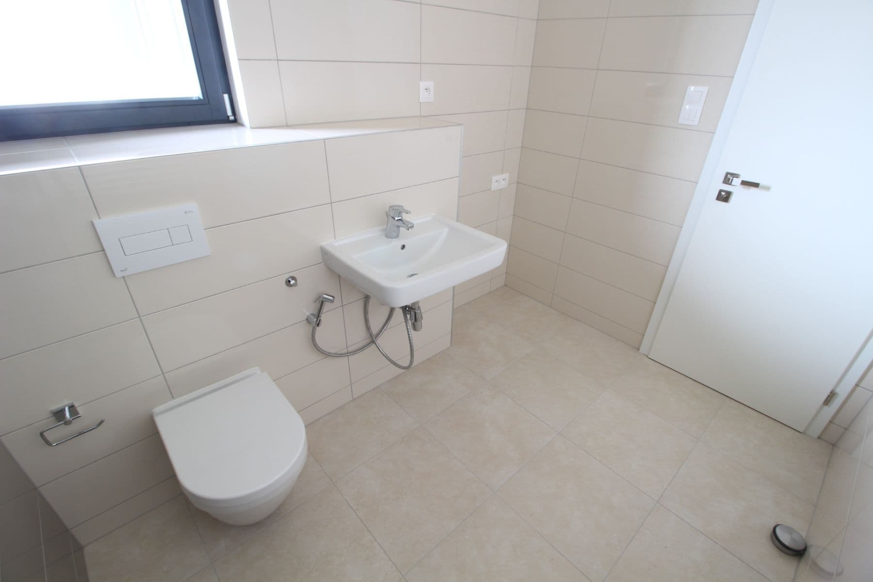 Pronájem bytu 3+kk 98 m², Zlochova, Praha, Praha Pronájem bytu 3+kk 98 m², Zlochova, Praha, Praha