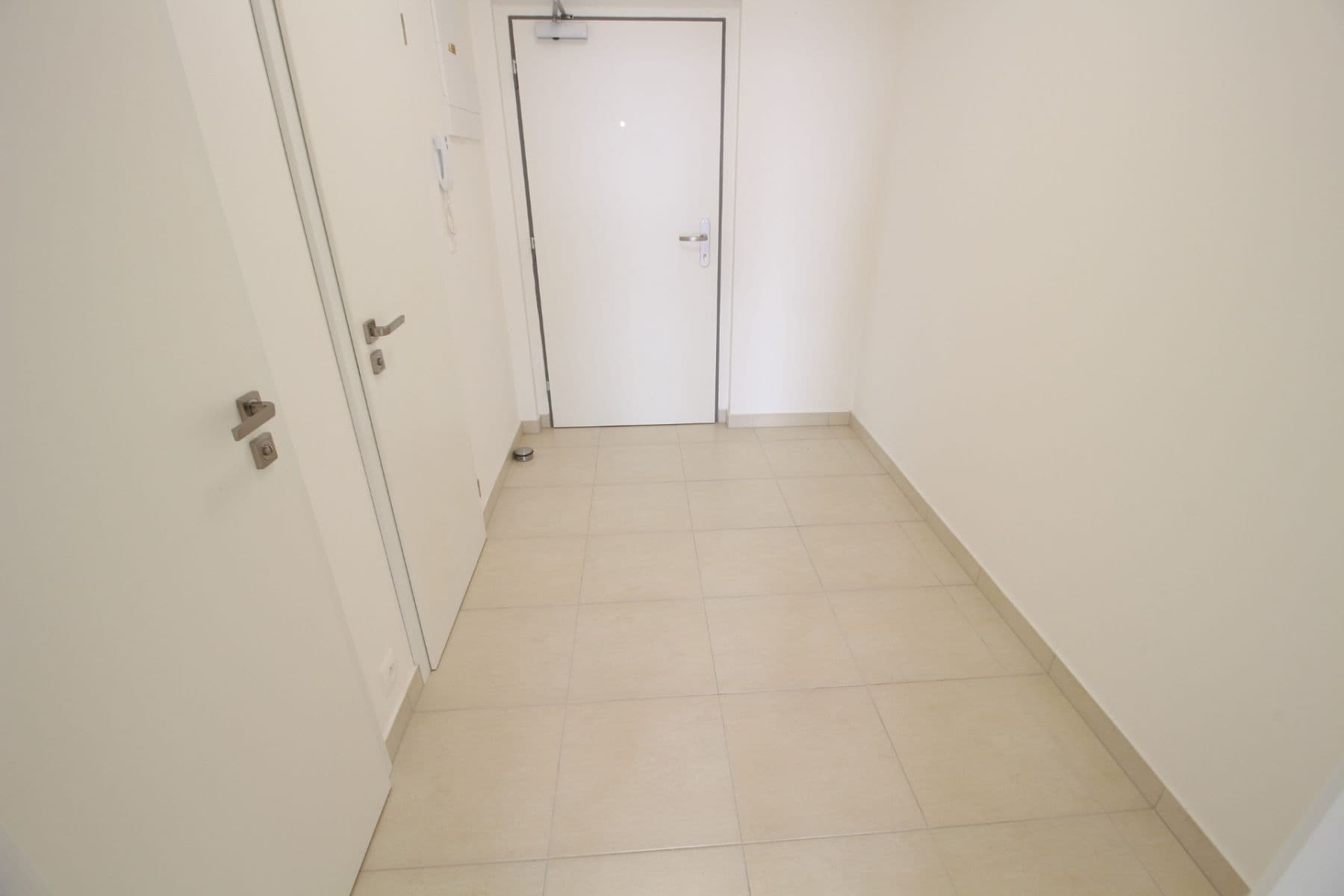 Pronájem bytu 3+kk 98 m², Zlochova, Praha, Praha Pronájem bytu 3+kk 98 m², Zlochova, Praha, Praha