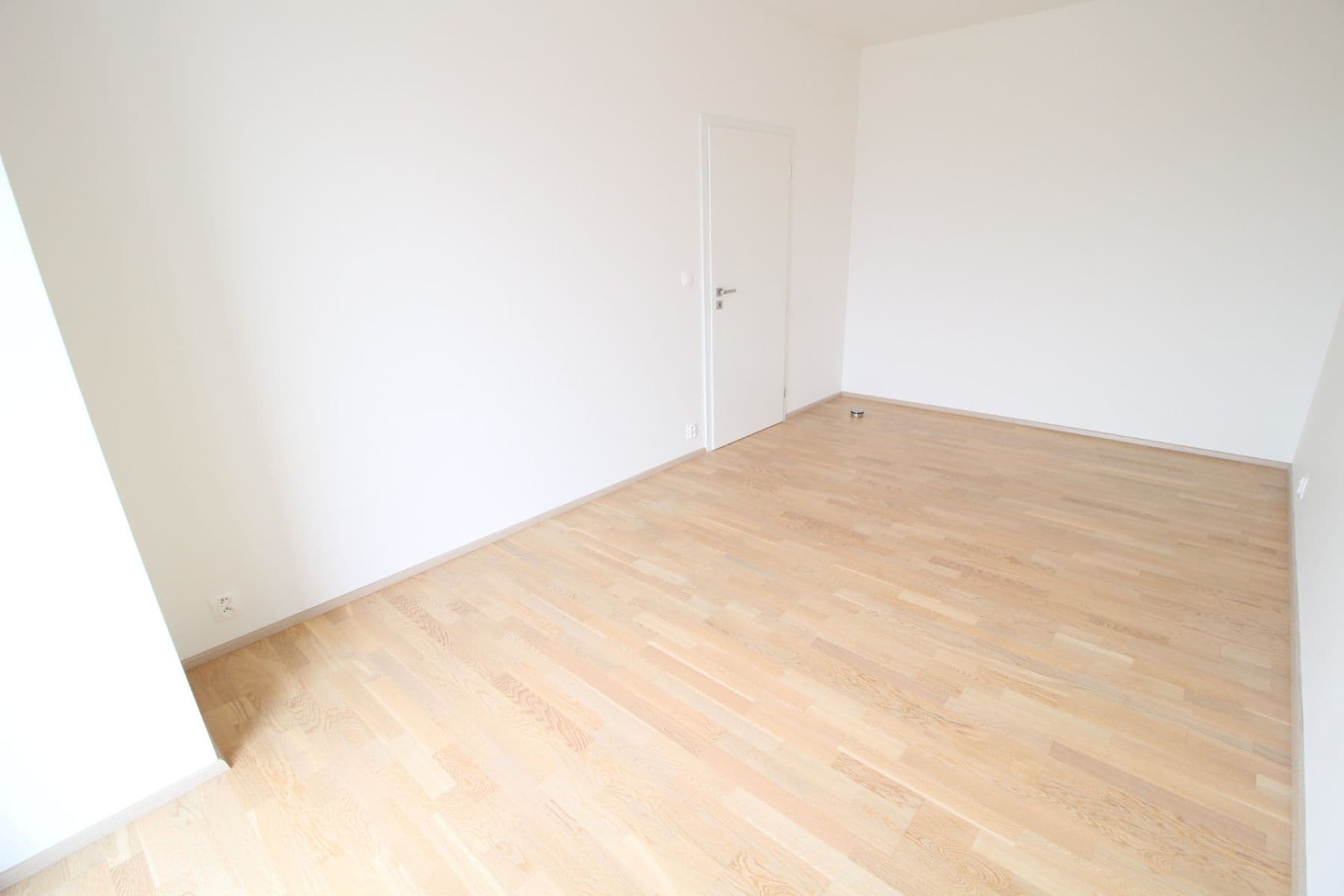 Pronájem bytu 3+kk 98 m², Zlochova, Praha, Praha Pronájem bytu 3+kk 98 m², Zlochova, Praha, Praha