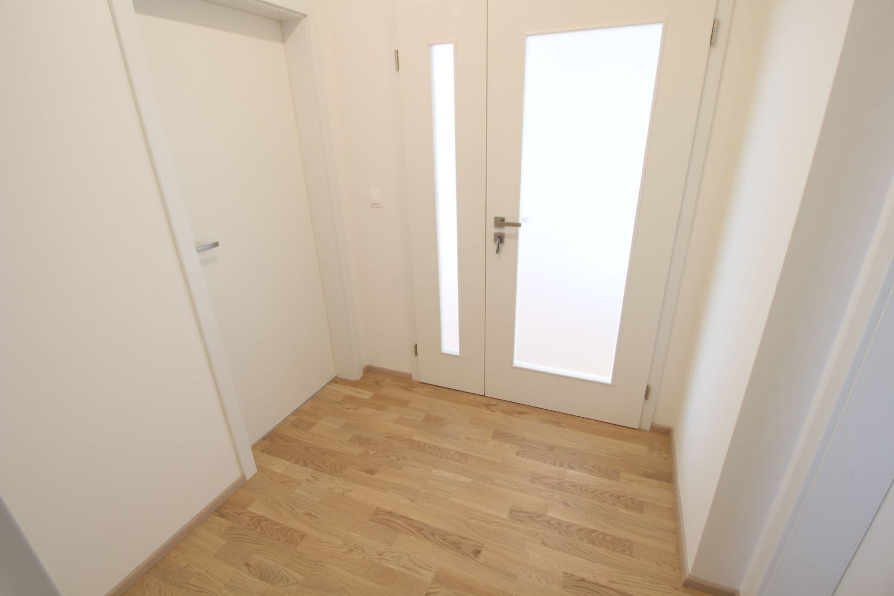 Pronájem bytu 3+kk 98 m², Zlochova, Praha, Praha Pronájem bytu 3+kk 98 m², Zlochova, Praha, Praha