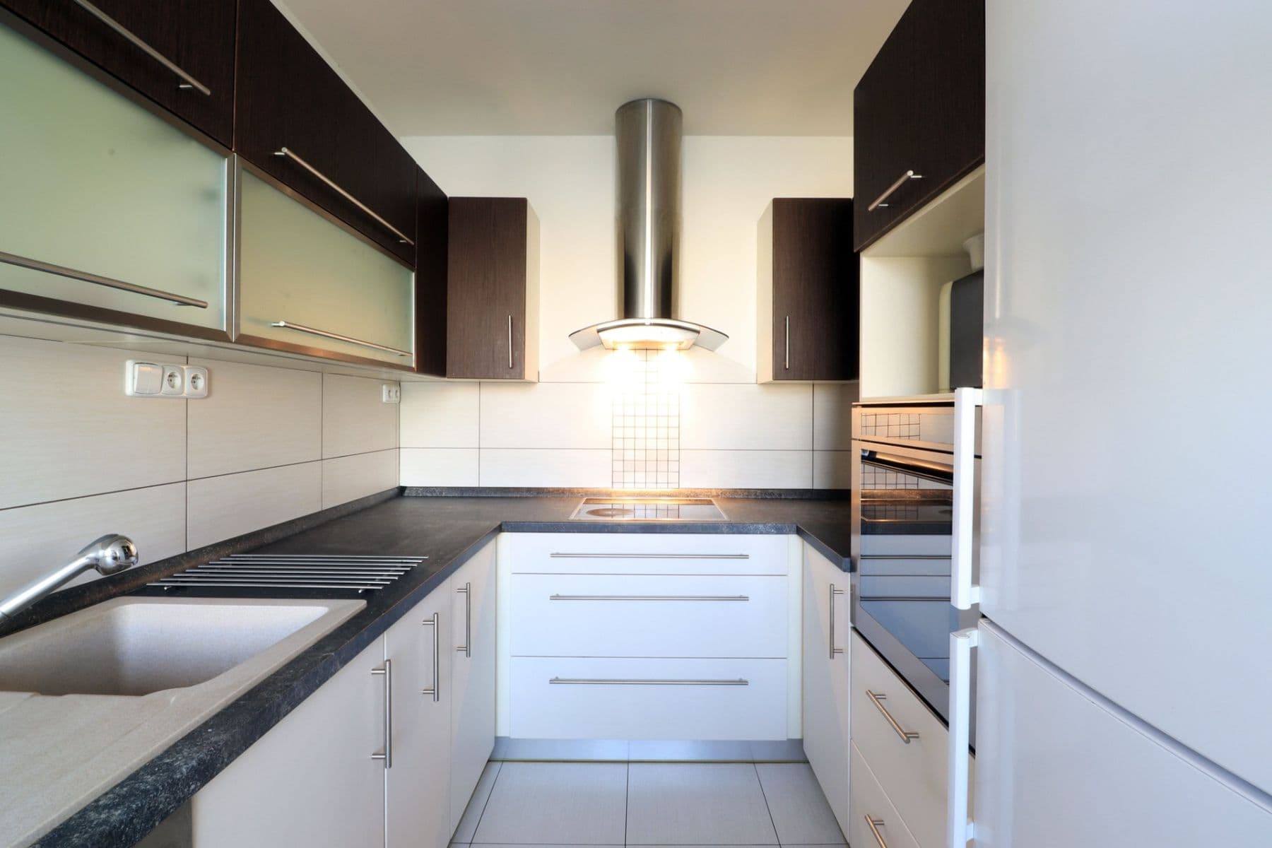 Pronájem bytu 3+1 70 m², Benkova, Praha, Praha Pronájem bytu 3+1 70 m², Benkova, Praha, Praha