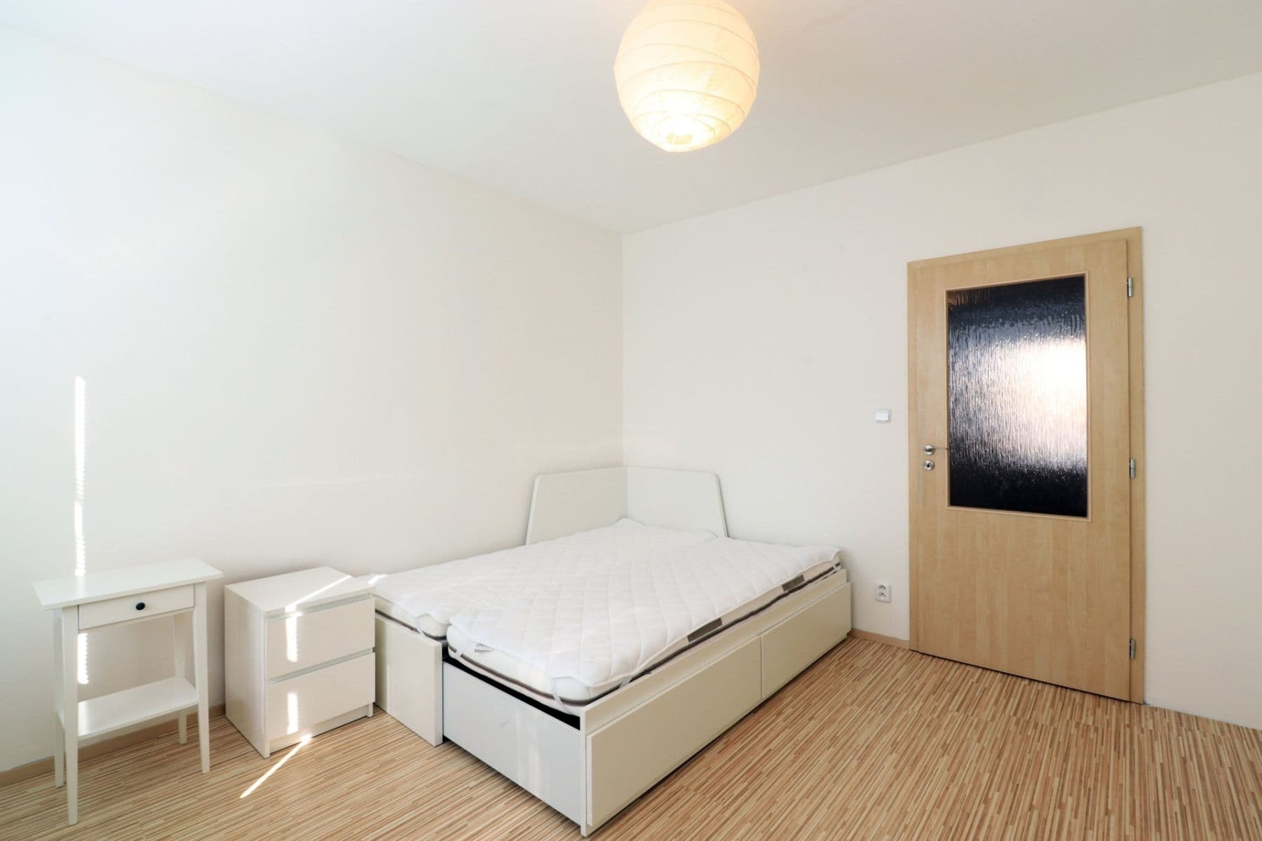 Pronájem bytu 3+1 70 m², Benkova, Praha, Praha Pronájem bytu 3+1 70 m², Benkova, Praha, Praha