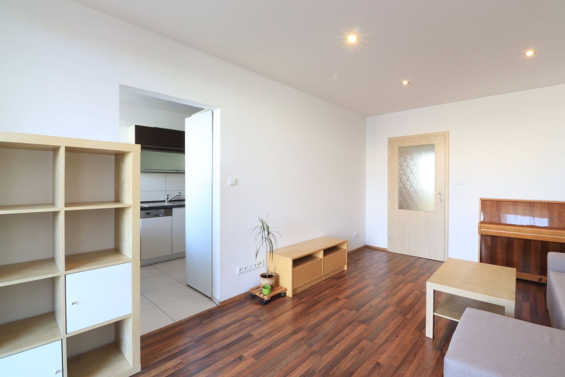 Pronájem bytu 3+1 70 m², Benkova, Praha, Praha Pronájem bytu 3+1 70 m², Benkova, Praha, Praha