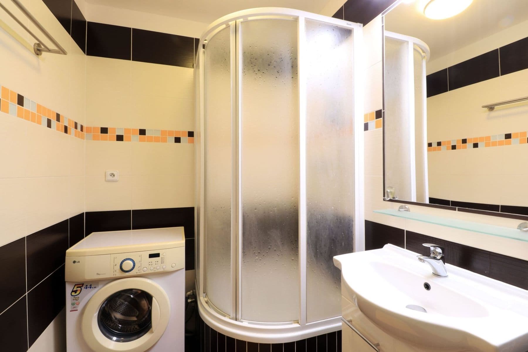 Pronájem bytu 3+1 70 m², Benkova, Praha, Praha Pronájem bytu 3+1 70 m², Benkova, Praha, Praha