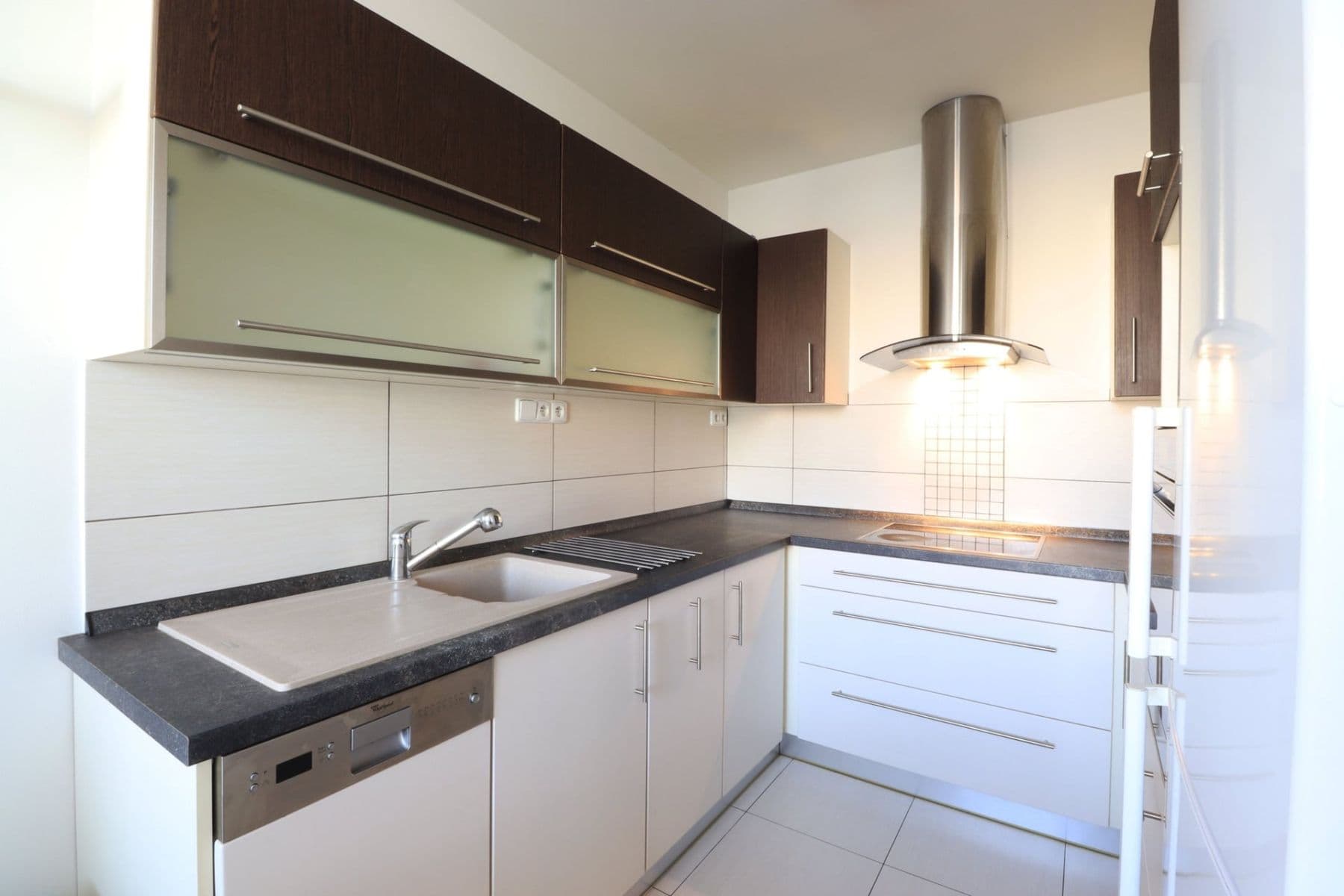 Pronájem bytu 3+1 70 m², Benkova, Praha, Praha Pronájem bytu 3+1 70 m², Benkova, Praha, Praha