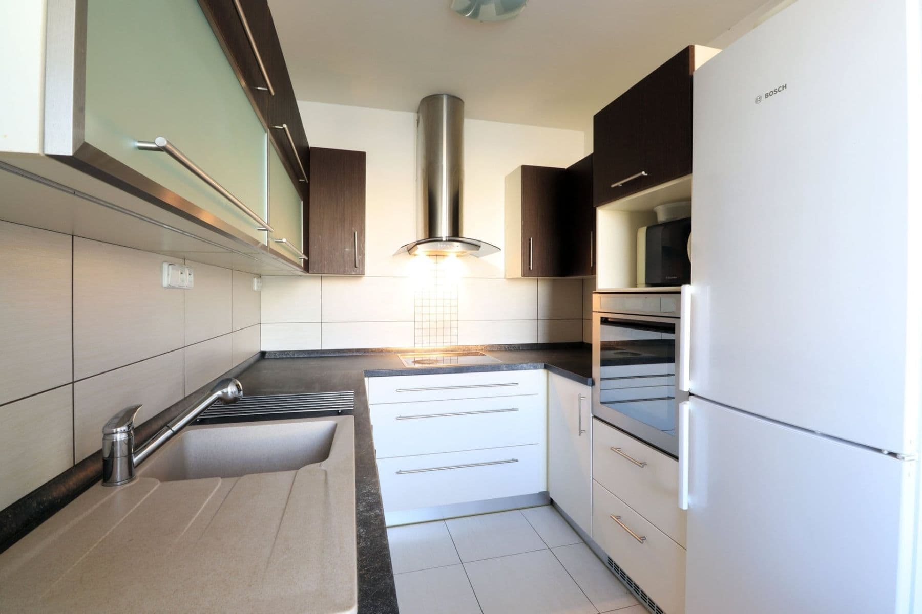 Pronájem bytu 3+1 70 m², Benkova, Praha, Praha Pronájem bytu 3+1 70 m², Benkova, Praha, Praha