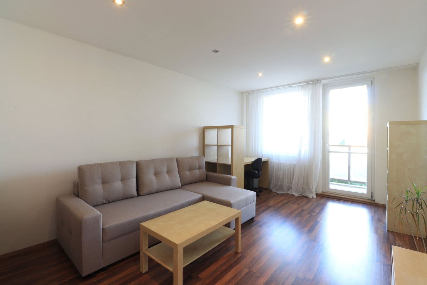 Pronájem bytu 3+1 70 m², Benkova, Praha, Praha Pronájem bytu 3+1 70 m², Benkova, Praha, Praha