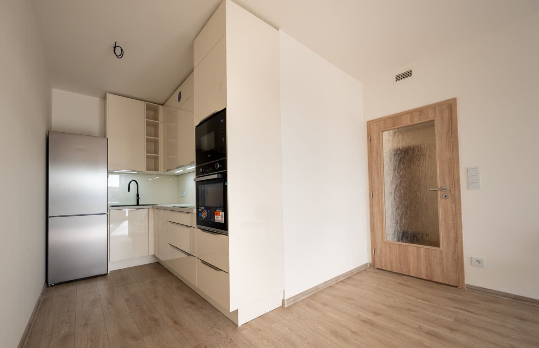 Prodej bytu 2+kk 60 m², Strančická, Praha, Praha Prodej bytu 2+kk 60 m², Strančická, Praha, Praha