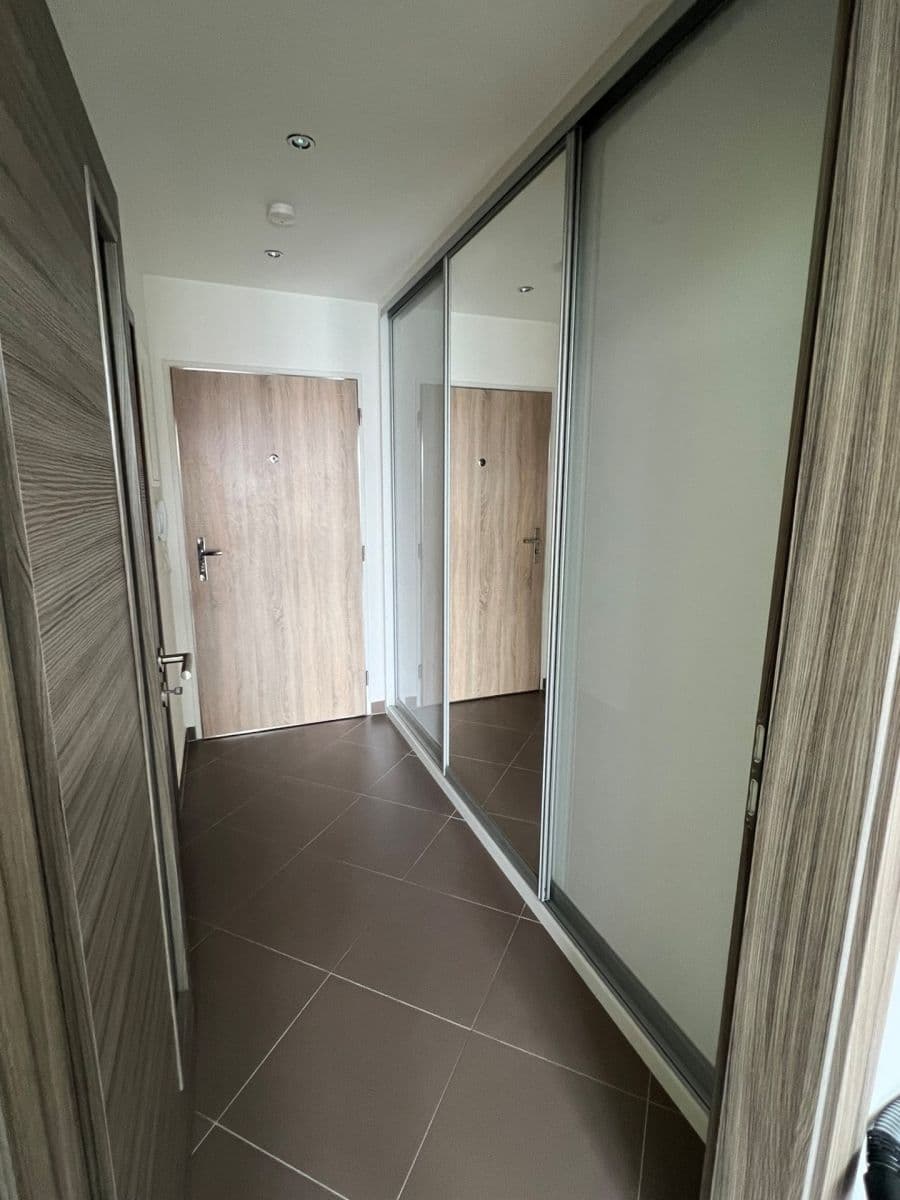 Prodej bytu 2+kk 57 m², Hlučkova, Praha, Praha Prodej bytu 2+kk 57 m², Hlučkova, Praha, Praha