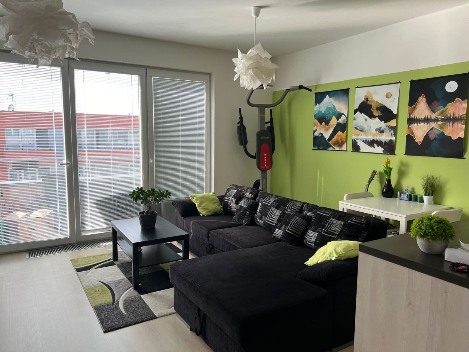 Prodej bytu 2+kk 57 m², Hlučkova, Praha, Praha Prodej bytu 2+kk 57 m², Hlučkova, Praha, Praha