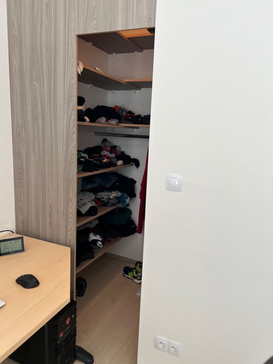 Prodej bytu 2+kk 57 m², Hlučkova, Praha, Praha Prodej bytu 2+kk 57 m², Hlučkova, Praha, Praha