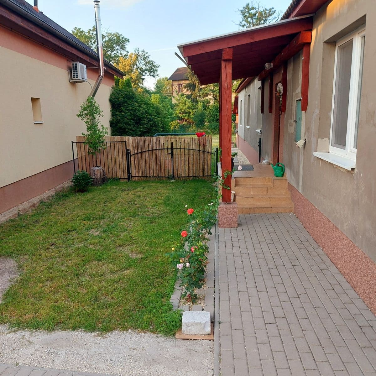Prodej domu 118 m², pozemek 1.009 m², Číž, Banskobystrický kraj Prodej domu 118 m², pozemek 1.009 m², Číž, Banskobystrický kraj