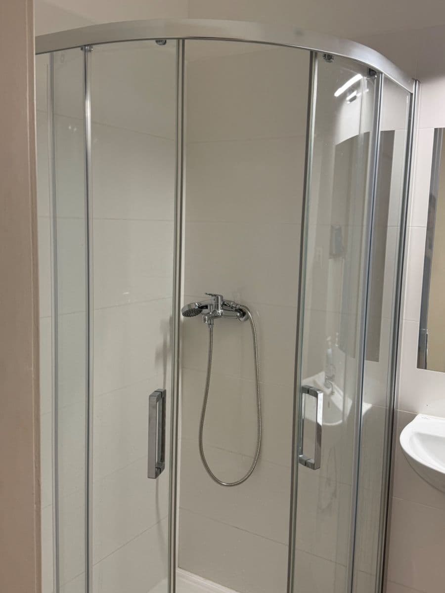 Pronájem bytu 2+kk 42 m², V podhájí, Praha, Praha Pronájem bytu 2+kk 42 m², V podhájí, Praha, Praha
