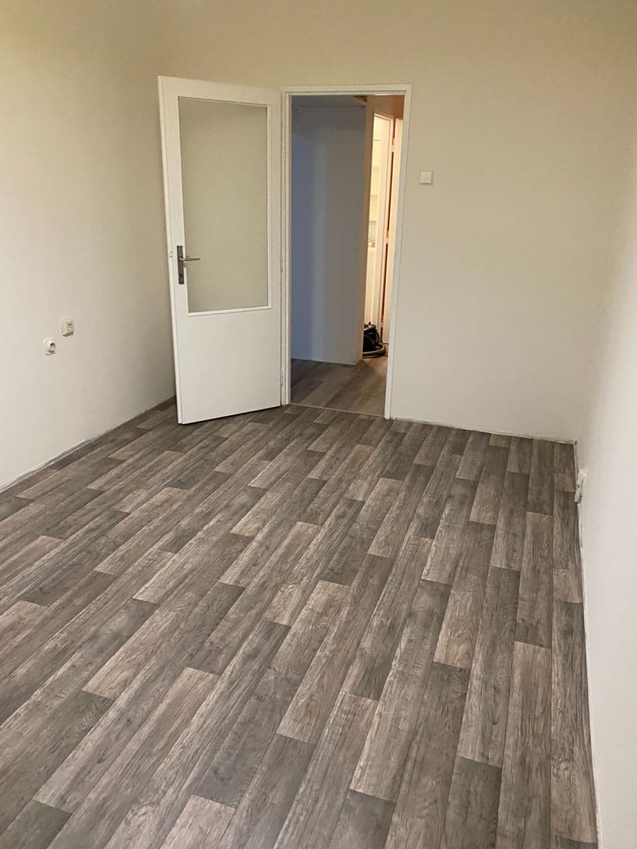 Pronájem bytu 2+kk 43 m², Famfulíkova, Praha, Praha Pronájem bytu 2+kk 43 m², Famfulíkova, Praha, Praha