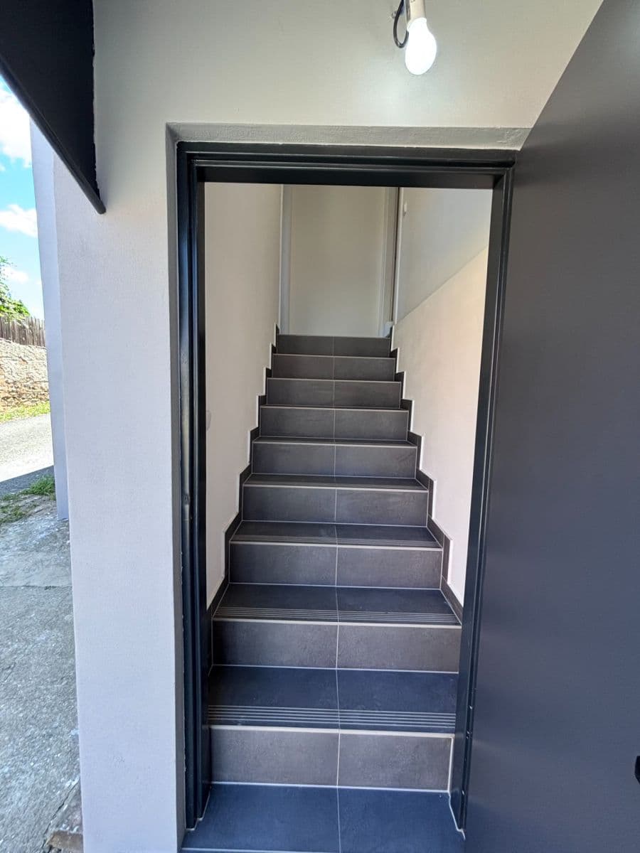 Prodej domu 130 m², pozemek 117 m², Senec, Středočeský kraj Prodej domu 130 m², pozemek 117 m², Senec, Středočeský kraj