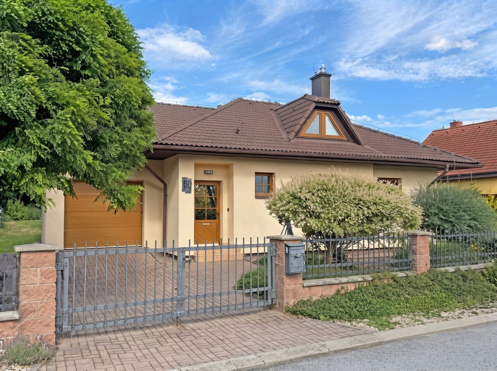Prodej domu 180 m², pozemek 900 m², Zhoř, Kraj Vysočina Prodej domu 180 m², pozemek 900 m², Zhoř, Kraj Vysočina