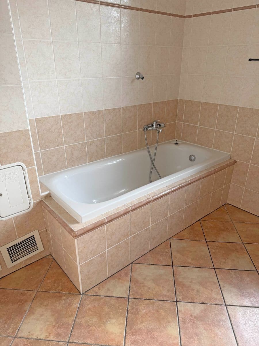Prodej domu 180 m², pozemek 900 m², Zhoř, Kraj Vysočina Prodej domu 180 m², pozemek 900 m², Zhoř, Kraj Vysočina