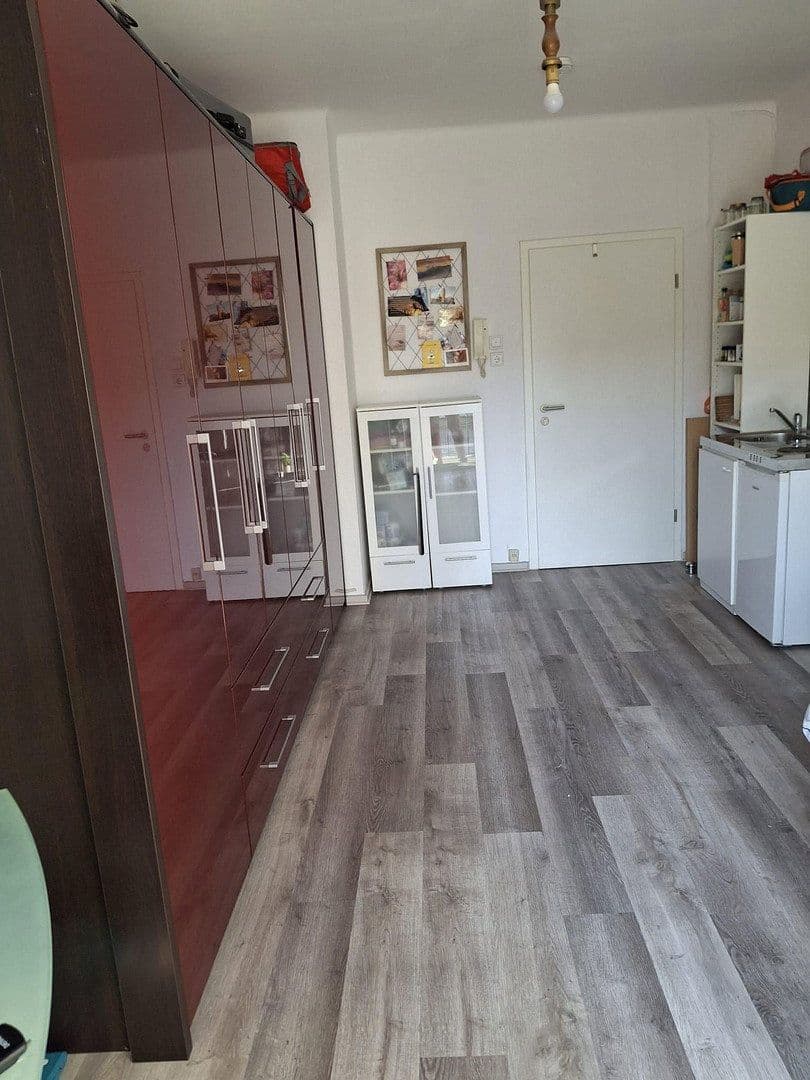 Pronájem bytu 1+1 17 m², R7, Mannheim, Bádensko-Württembersko Pronájem bytu 1+1 17 m², R7, Mannheim, Bádensko-Württembersko