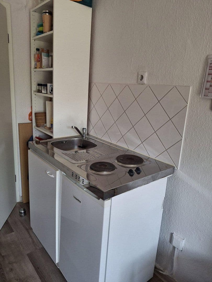 Pronájem bytu 1+1 17 m², R7, Mannheim, Bádensko-Württembersko Pronájem bytu 1+1 17 m², R7, Mannheim, Bádensko-Württembersko