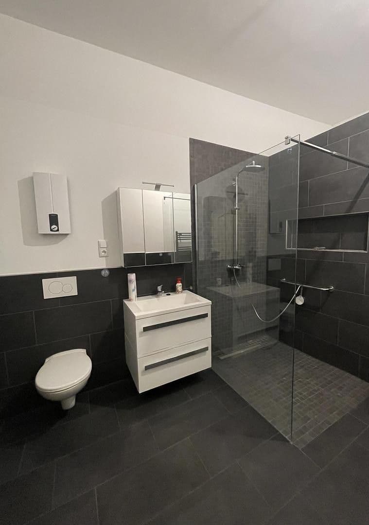 Pronájem bytu 3+1 90 m², Cáchy, Severní Porýní-Vestfálsko Pronájem bytu 3+1 90 m², Cáchy, Severní Porýní-Vestfálsko