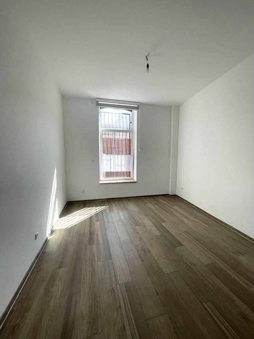 Pronájem bytu 3+1 90 m², Cáchy, Severní Porýní-Vestfálsko Pronájem bytu 3+1 90 m², Cáchy, Severní Porýní-Vestfálsko