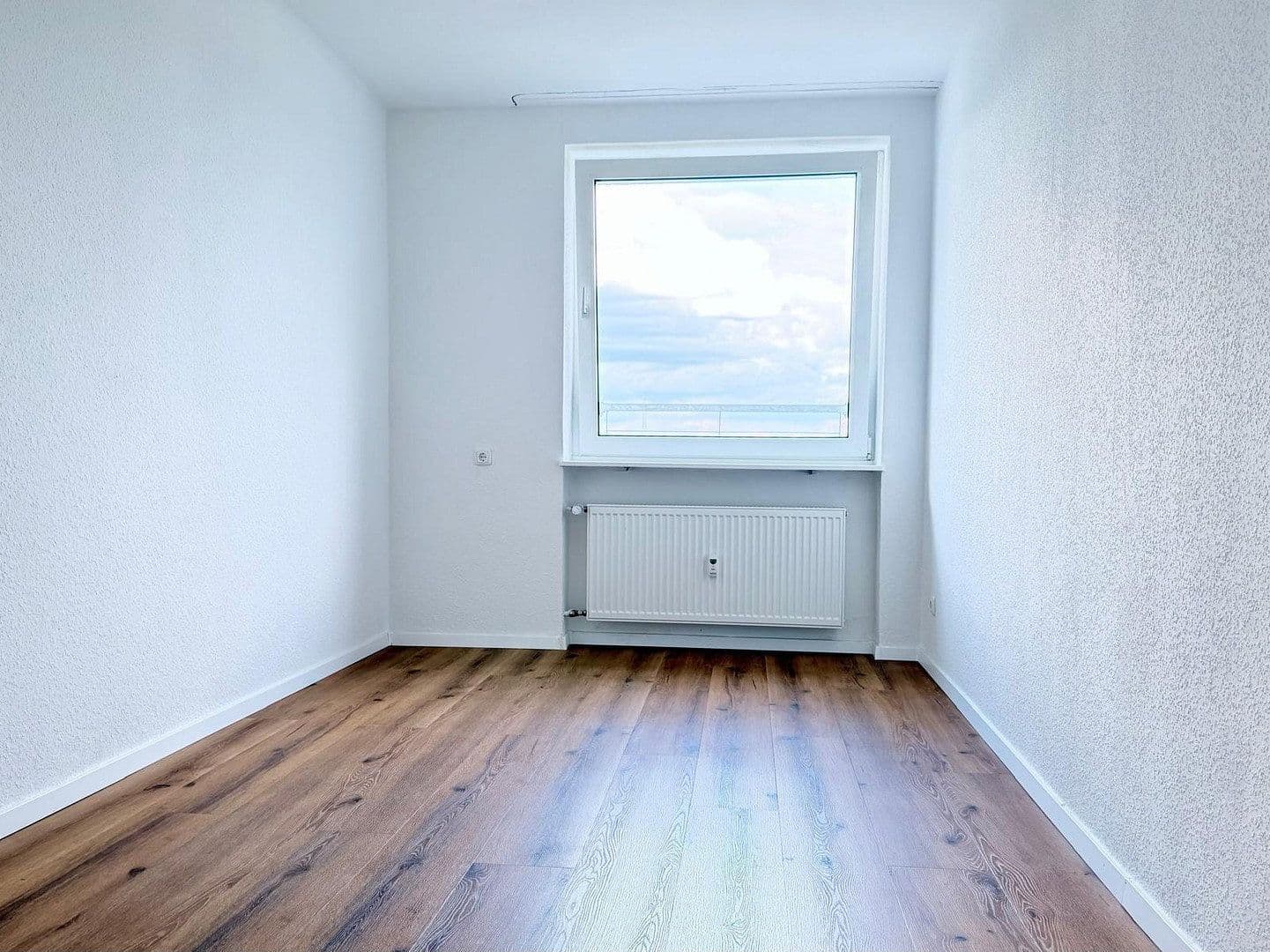 Pronájem bytu 3+1 86 m², Dompfaffstraße 136, Erlangen, Bavorsko Pronájem bytu 3+1 86 m², Dompfaffstraße 136, Erlangen, Bavorsko