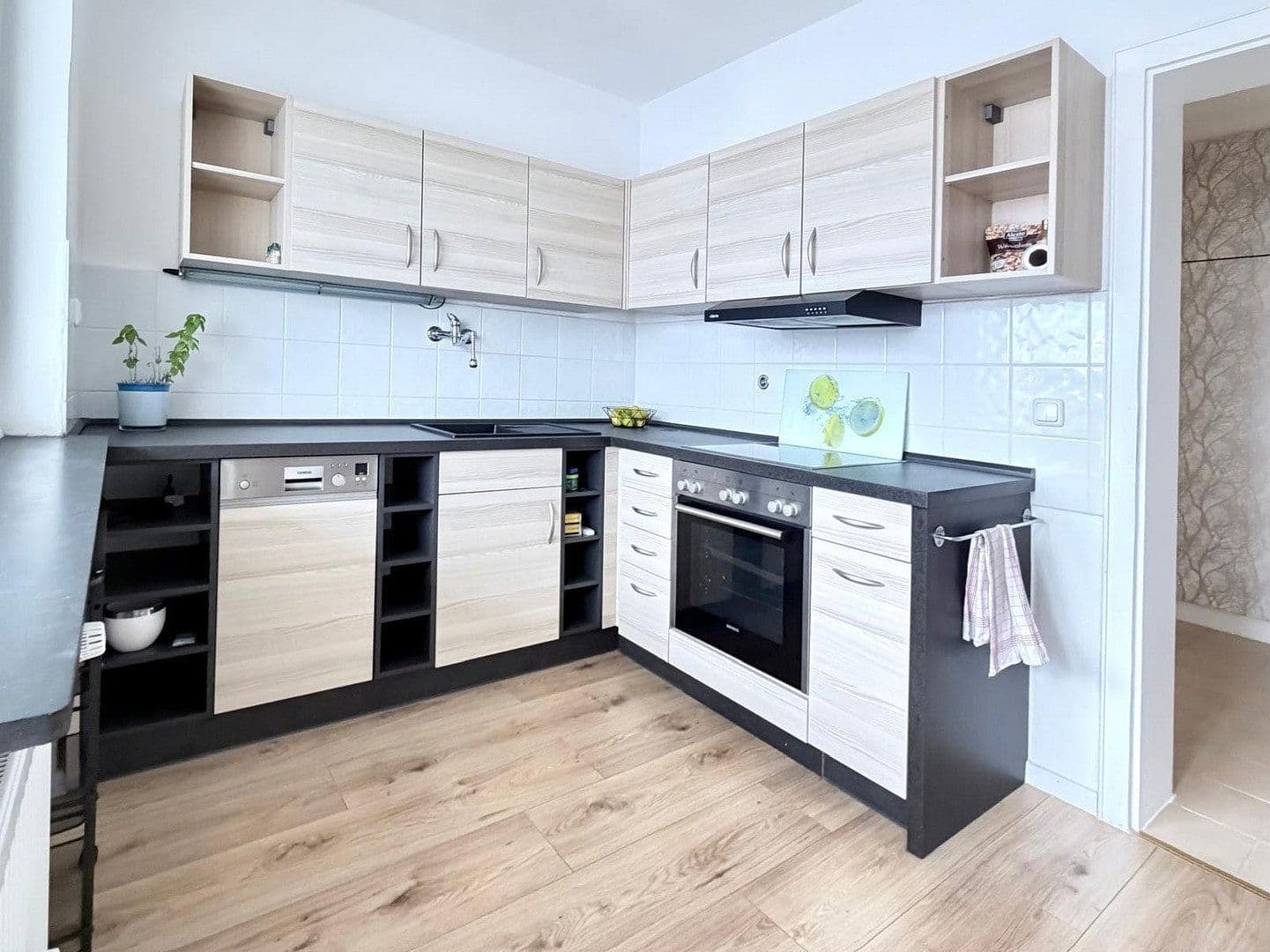 Pronájem bytu 3+1 86 m², Dompfaffstraße 136, Erlangen, Bavorsko Pronájem bytu 3+1 86 m², Dompfaffstraße 136, Erlangen, Bavorsko