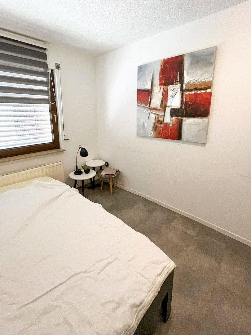 Pronájem bytu 3+1 33 m², Urbanstraße 18, Plochingen, Bádensko-Württembersko Pronájem bytu 3+1 33 m², Urbanstraße 18, Plochingen, Bádensko-Württembersko