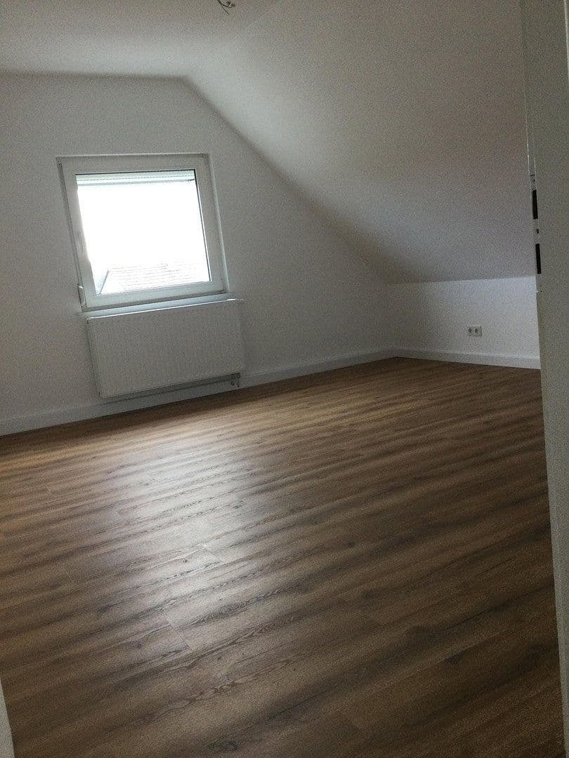 Pronájem domu 120 m², pozemek 202 m², Nümbrecht, Severní Porýní-Vestfálsko Pronájem domu 120 m², pozemek 202 m², Nümbrecht, Severní Porýní-Vestfálsko