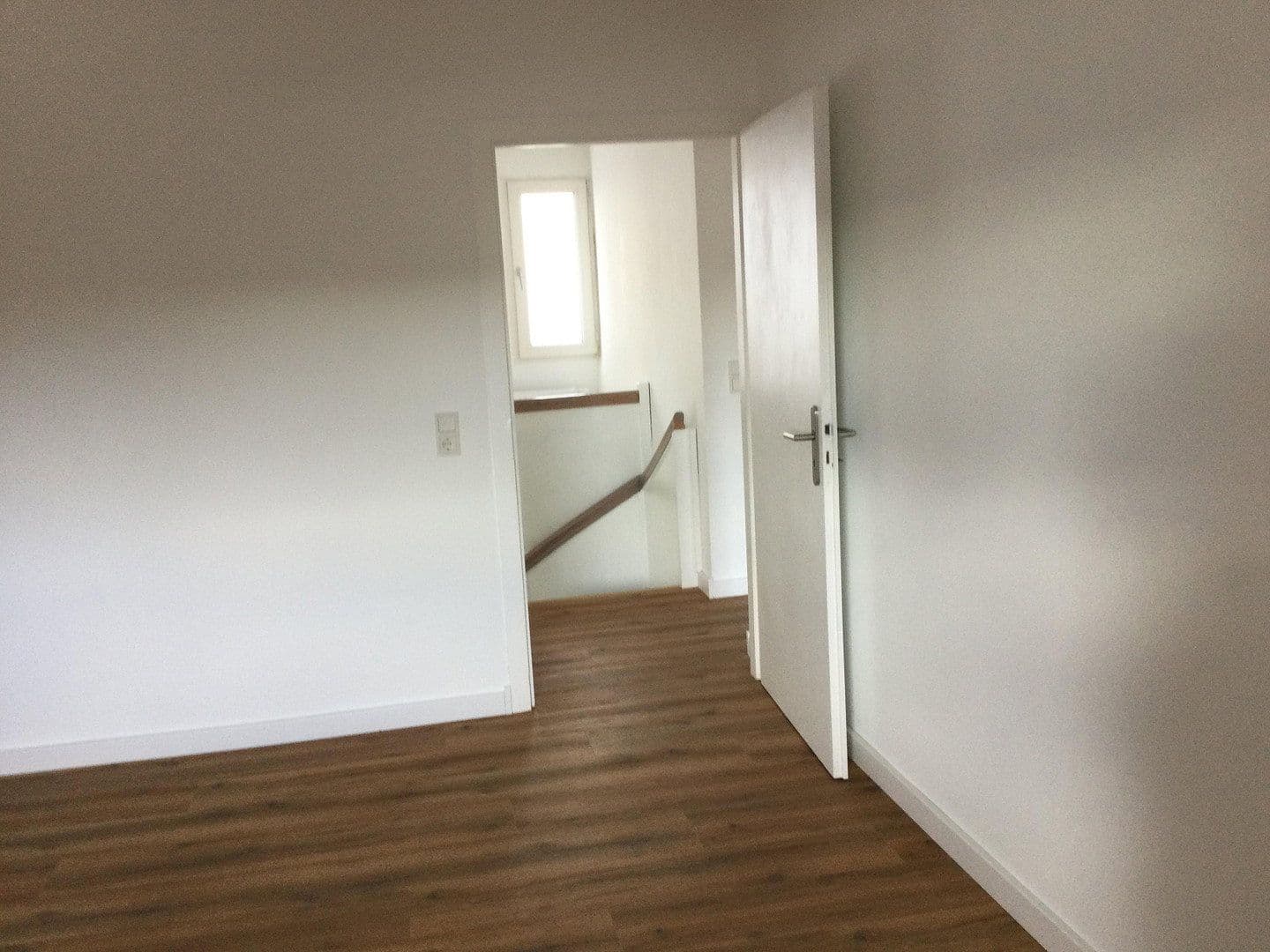 Pronájem domu 120 m², pozemek 202 m², Nümbrecht, Severní Porýní-Vestfálsko Pronájem domu 120 m², pozemek 202 m², Nümbrecht, Severní Porýní-Vestfálsko