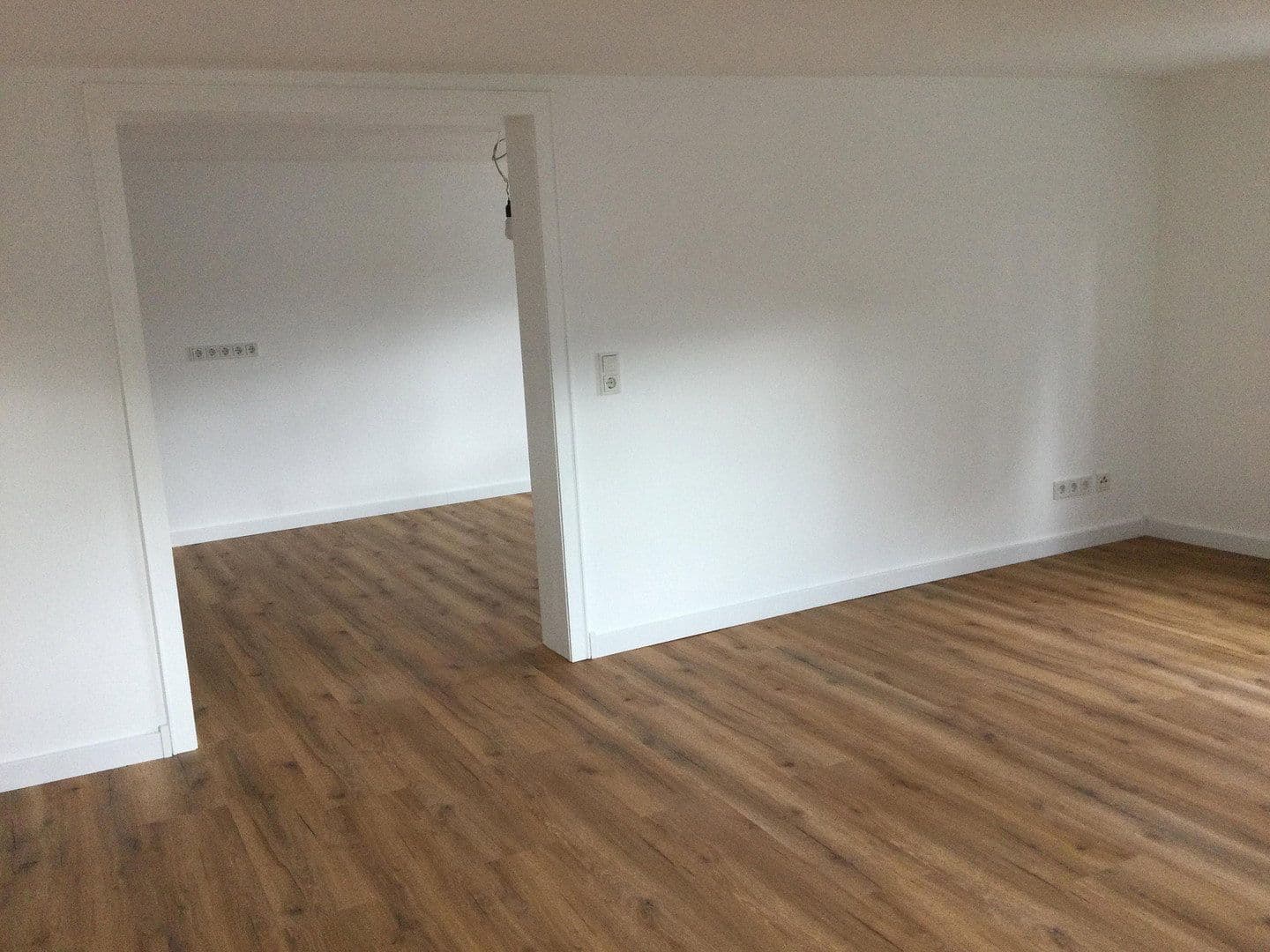 Pronájem domu 120 m², pozemek 202 m², Nümbrecht, Severní Porýní-Vestfálsko Pronájem domu 120 m², pozemek 202 m², Nümbrecht, Severní Porýní-Vestfálsko
